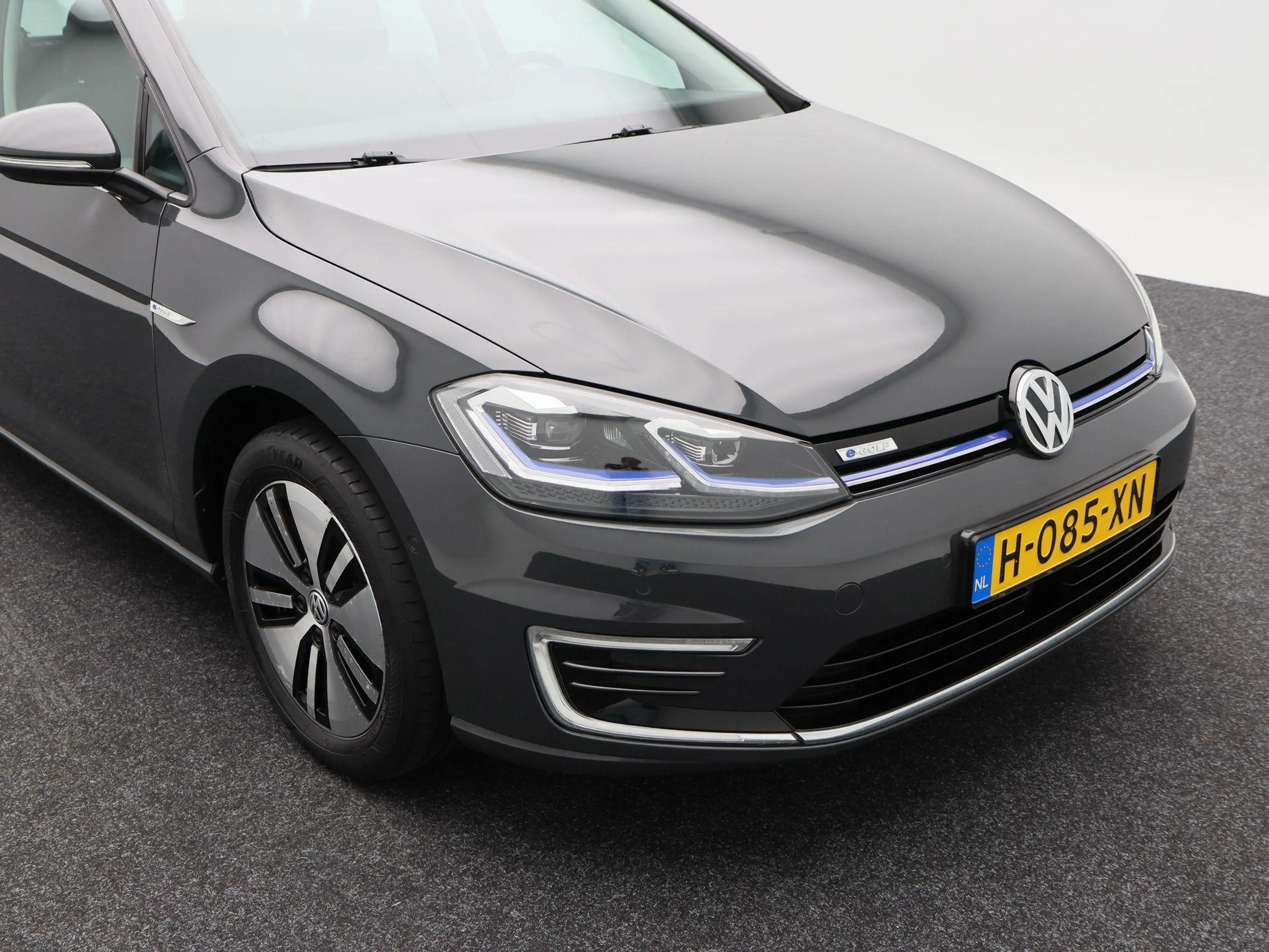 Volkswagen e-Golf E-DITION | Adaptive Cruise | Navigatie | Climate c — photo 13