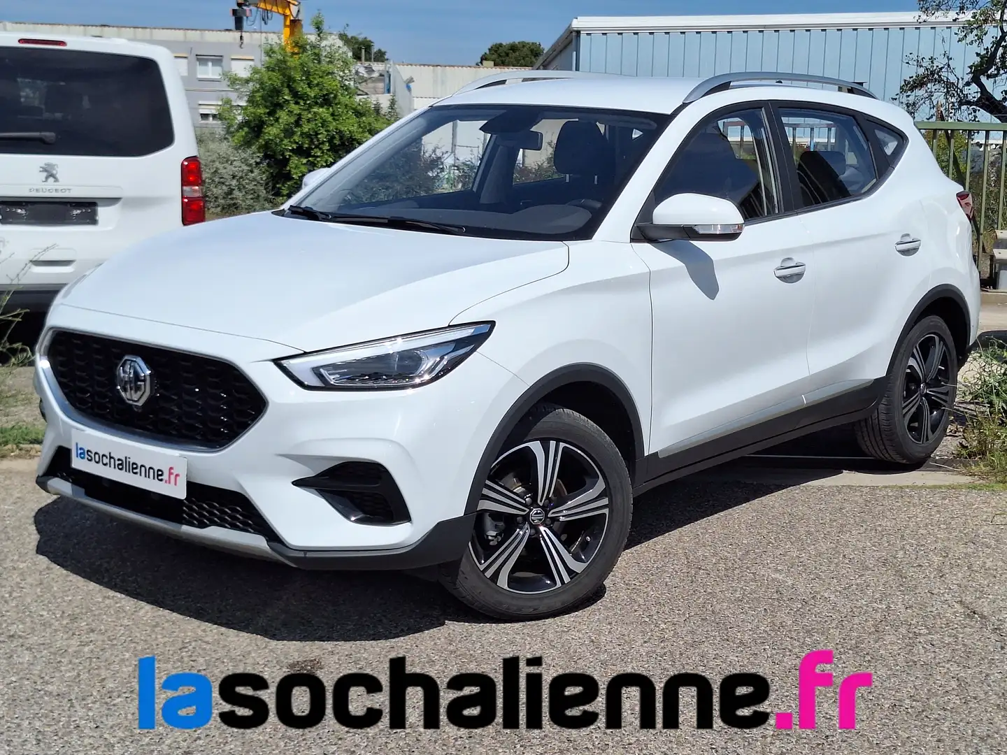 MG ZS 1.5L VTI-Tech 106ch 2WD Comfort Weiß - 1