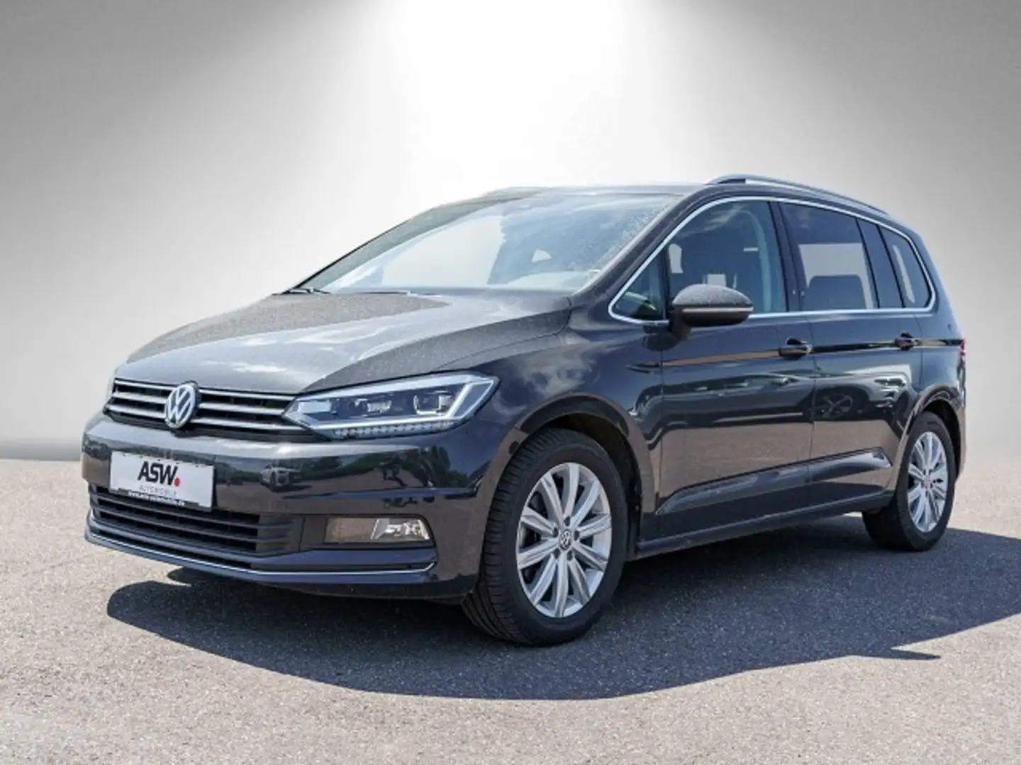Volkswagen Touran Van/Kleinbus in Grau gebraucht in Weinsberg für € 23.990