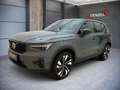 Volvo XC40 Plus, B3 Mild Hybrid, Benzin, Dark Grün - thumbnail 1