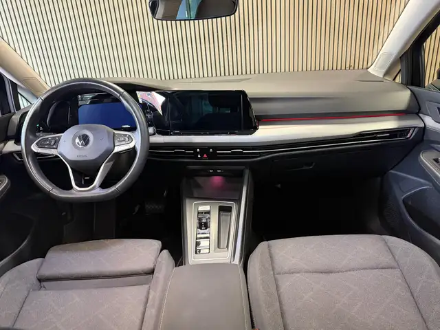 Volkswagen Golf view 13