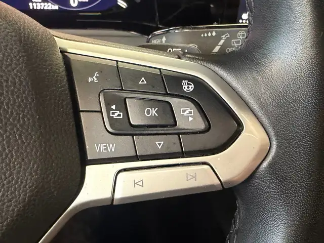 Volkswagen Golf view 25