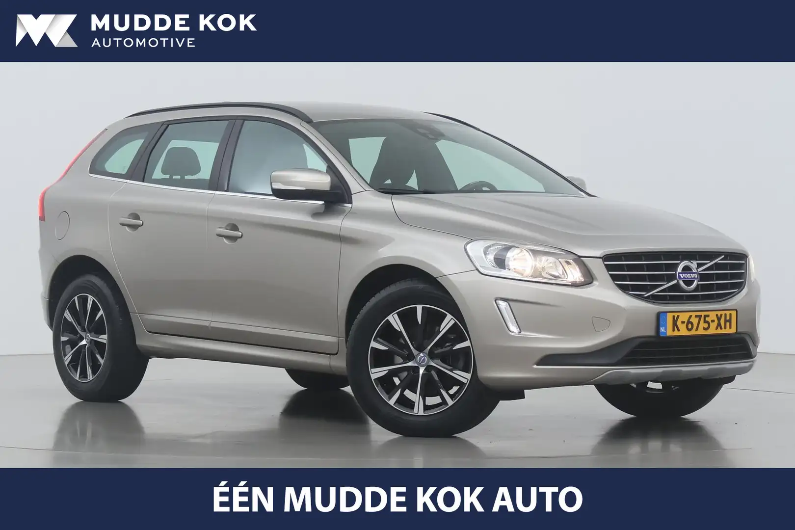 Volvo XC60 D3 Momentum | Trekhaak | Cruise Control | 18 Inch Braun - 1