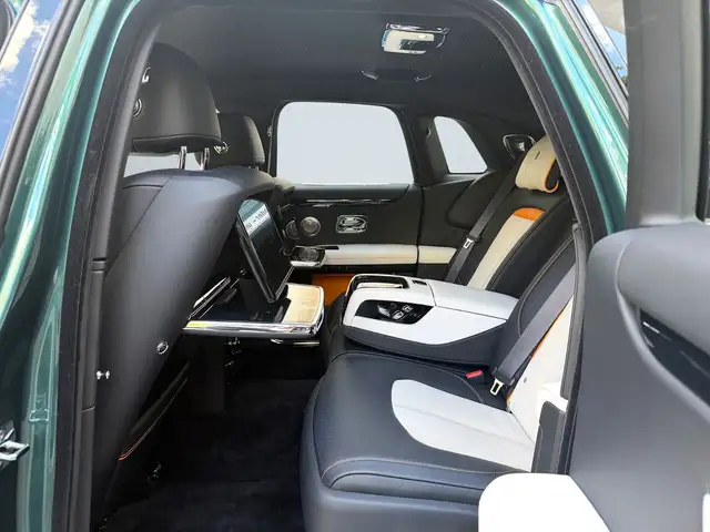 Rolls-Royce Ghost view 12