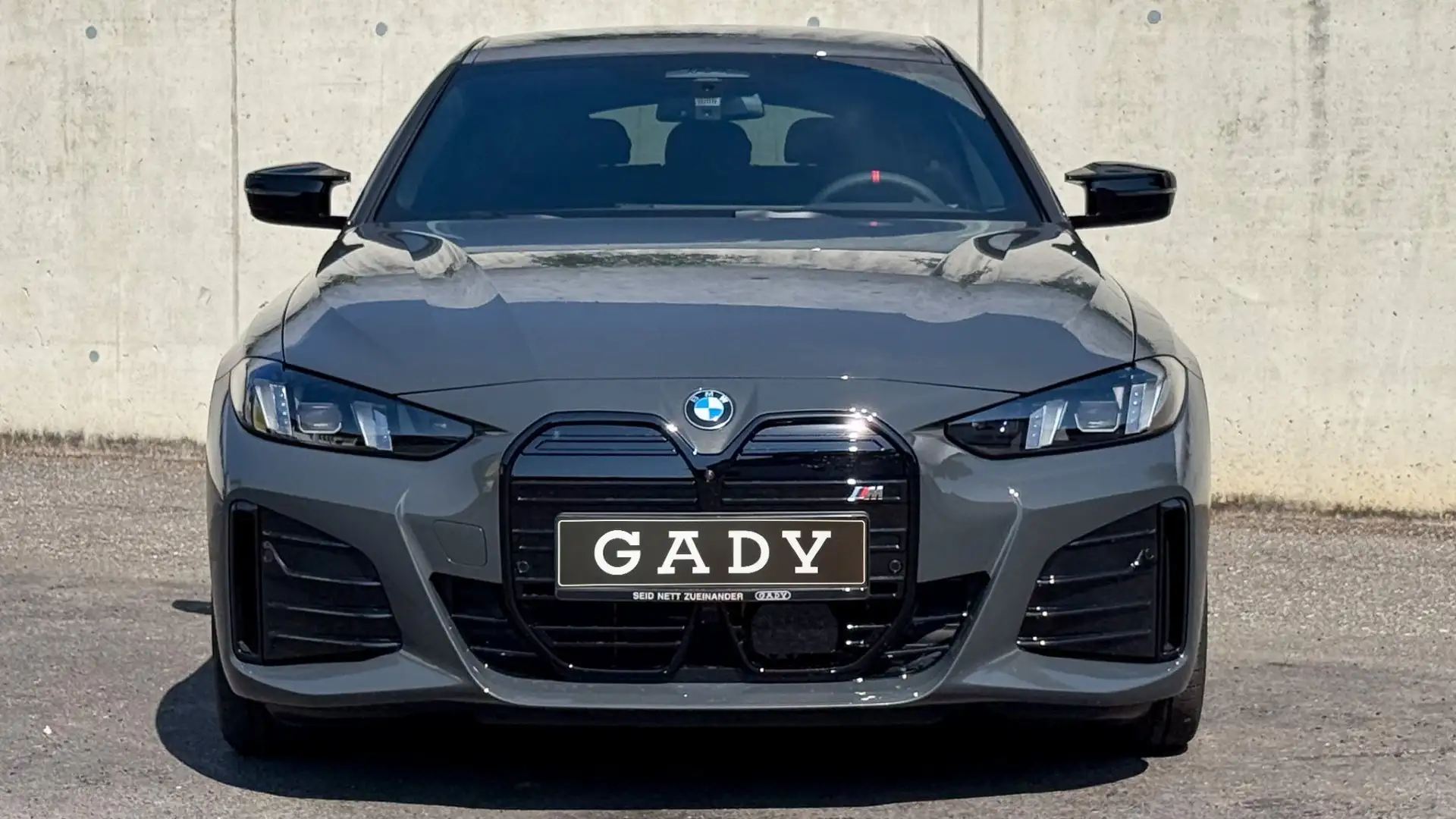 BMW i4 Gran Coupe xDrive M60 83,9kWh Grau - 2