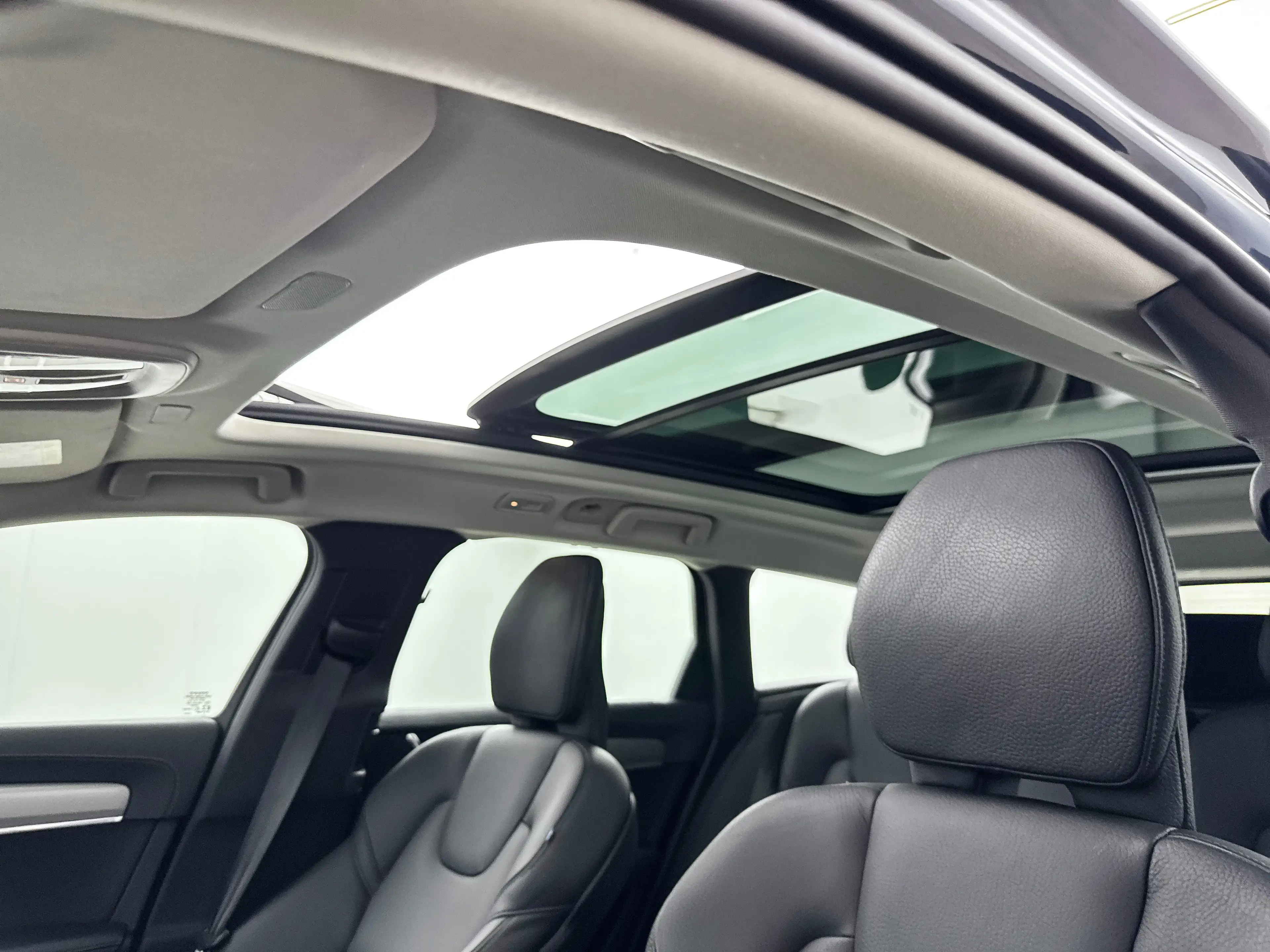 Volvo V90 B5 Ultimate Bright | 20" | 360 Camera | Head-Up | — photo 15