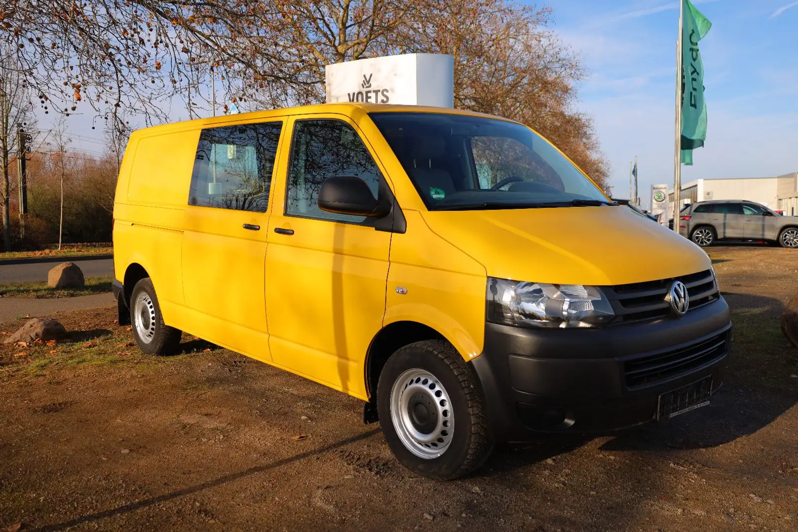 Volkswagen T5 lang Transporter Kasten-Kombi 2.0 TDI/EU5 Jaune - 2