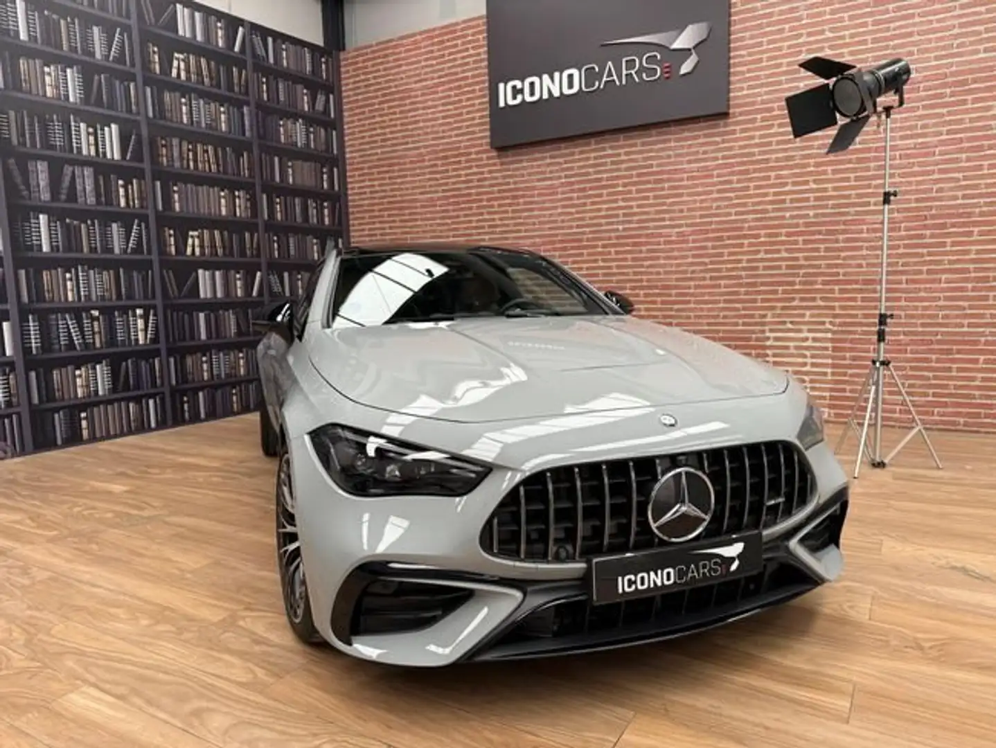 Mercedes-Benz CLE 220 53 AMG Grau - 1