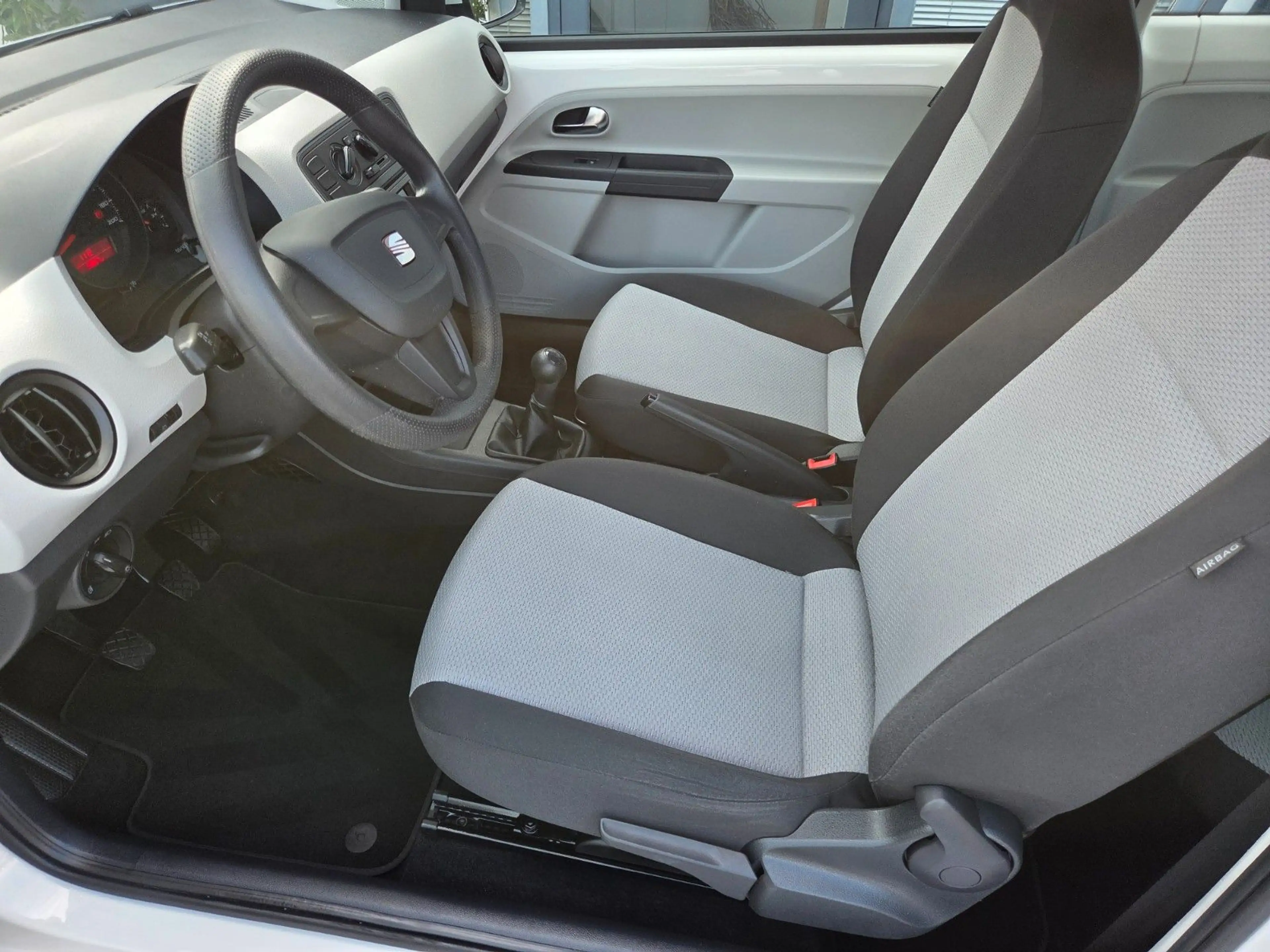 SEAT Mii Style Klima/Ganzjahresr/Kfz-Str nur 20,-Jahr — photo 12