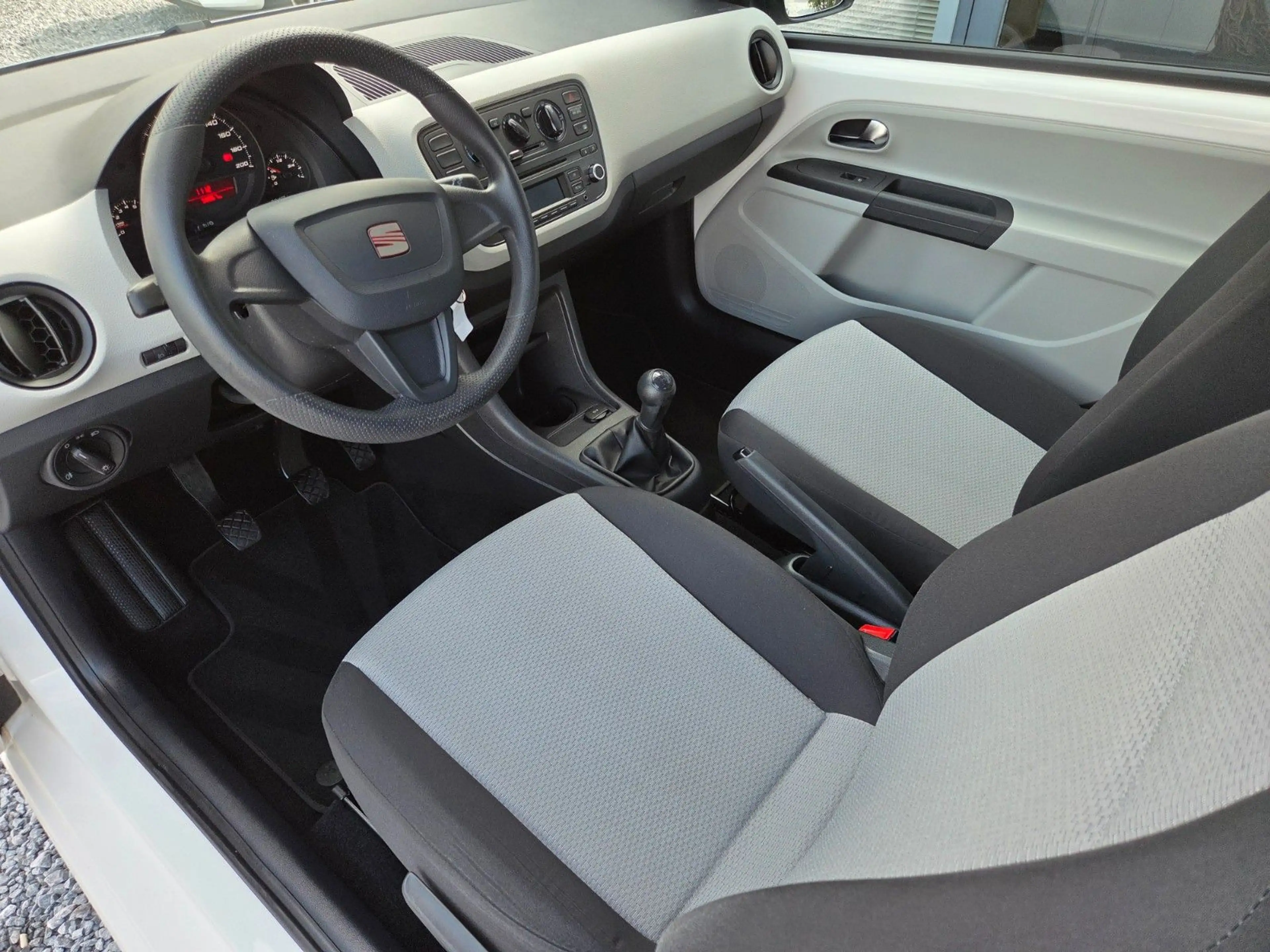 SEAT Mii Style Klima/Ganzjahresr/Kfz-Str nur 20,-Jahr — photo 13