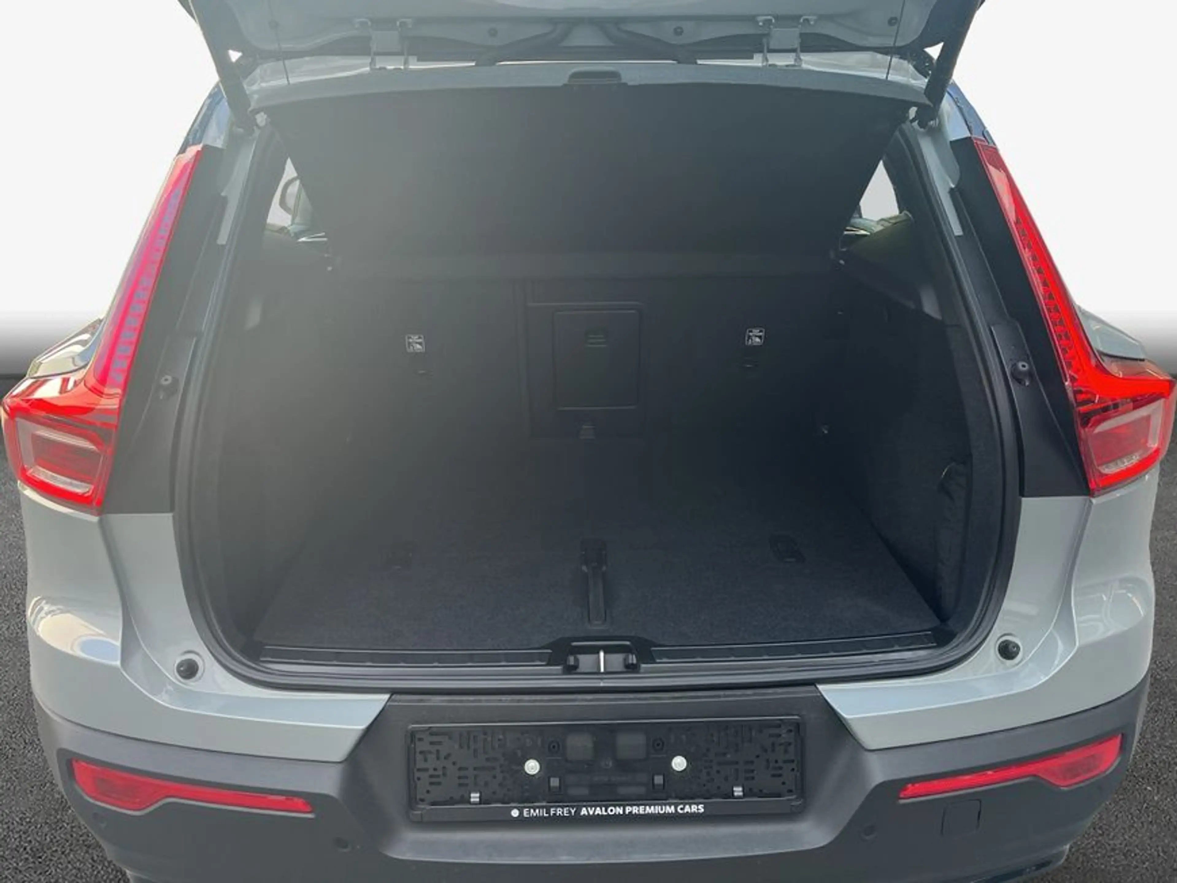 Volvo EX40 Fully Electric Single M. Extended Range RWD U — photo 9