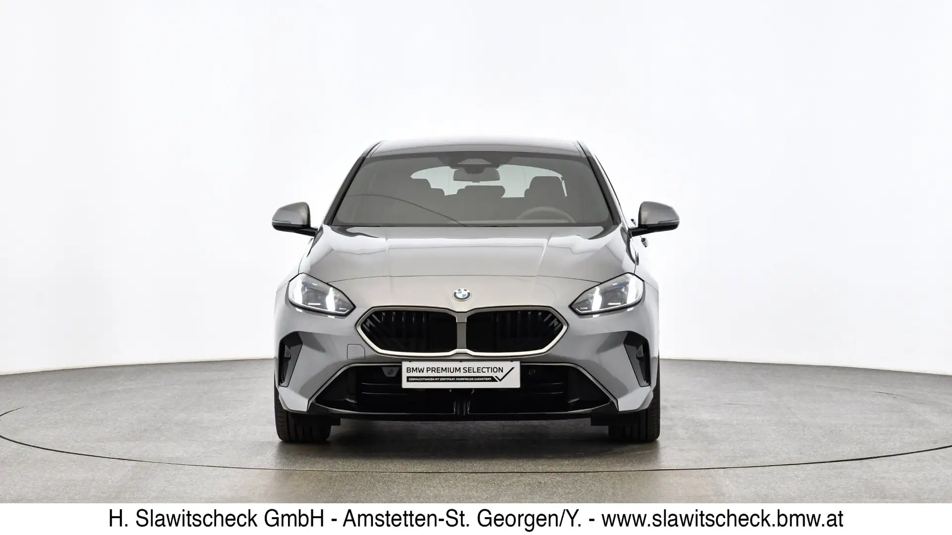 BMW 118 d F70 Grau - 2