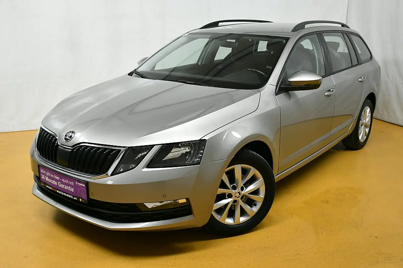 Skoda Octavia Combi 1,6 TDI Ambition Limited Beige - 1