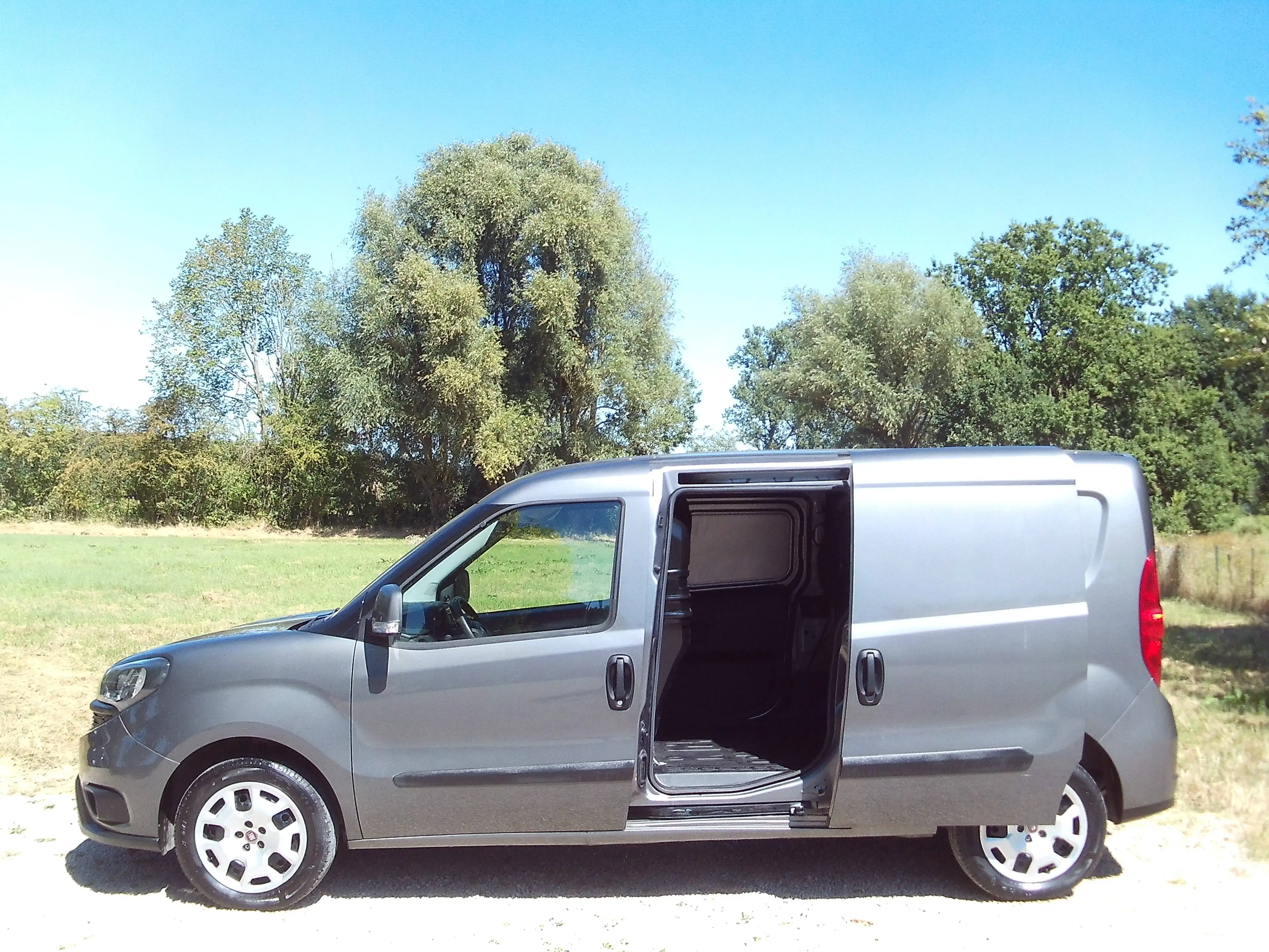 Fiat Doblo CARGO MAXI 45dkm 1.4 TGI Camera 120PK Trekhaak LED 021 — photo 5
