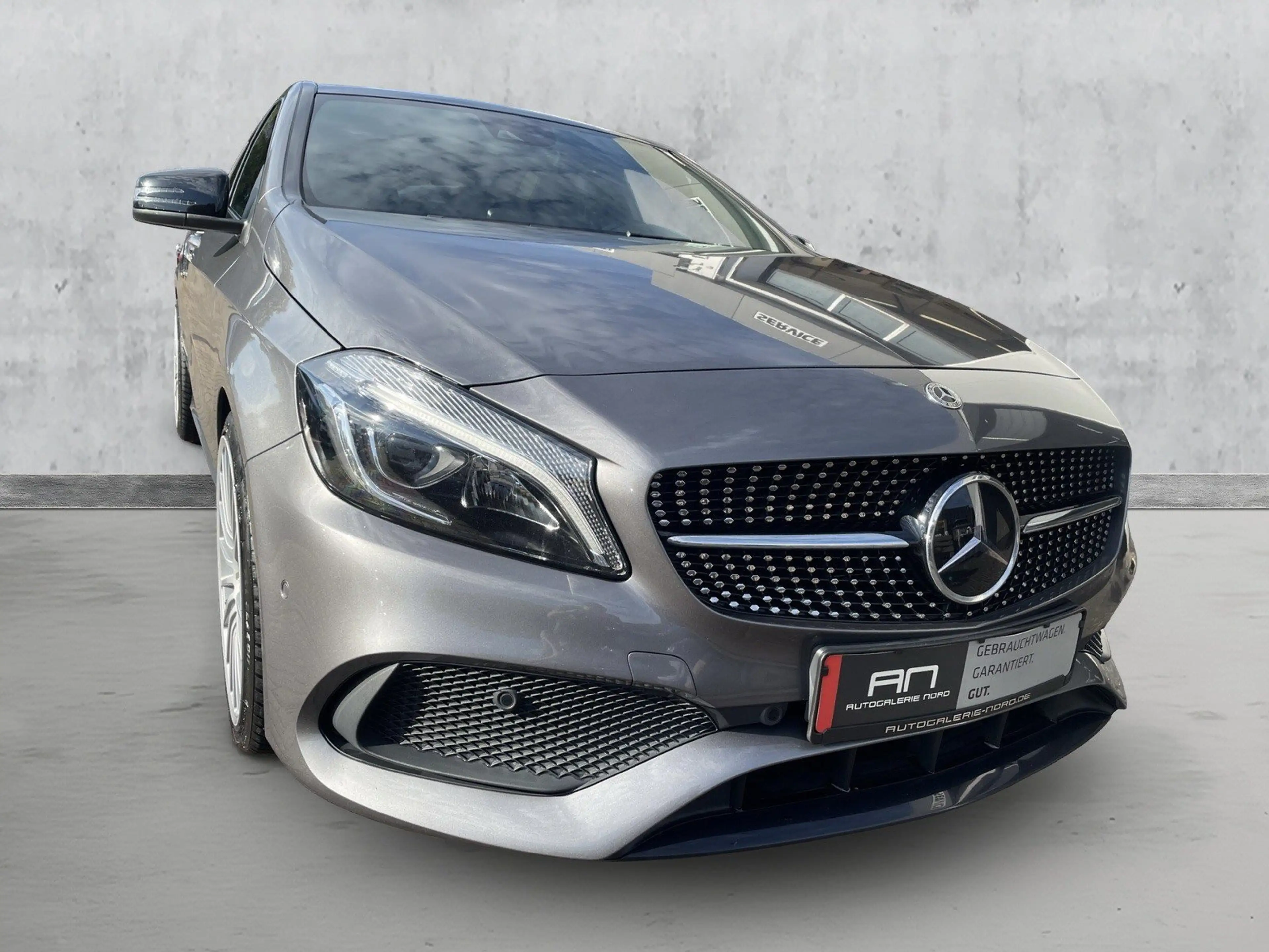Mercedes-Benz A 250 AMG Line Pano+Night+Alcantara+LED+19° — photo 6