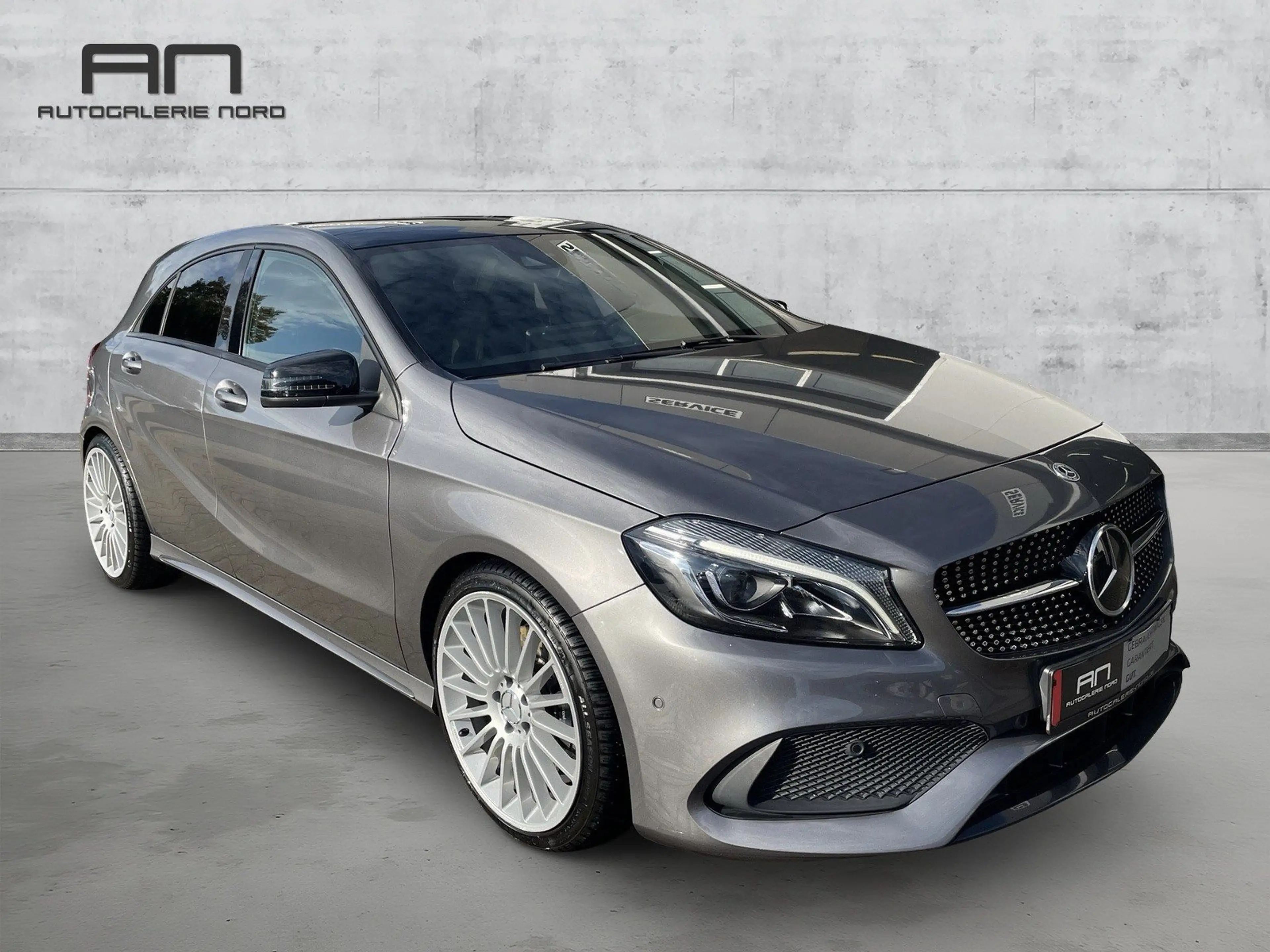 Mercedes-Benz A 250 AMG Line Pano+Night+Alcantara+LED+19° — photo 5