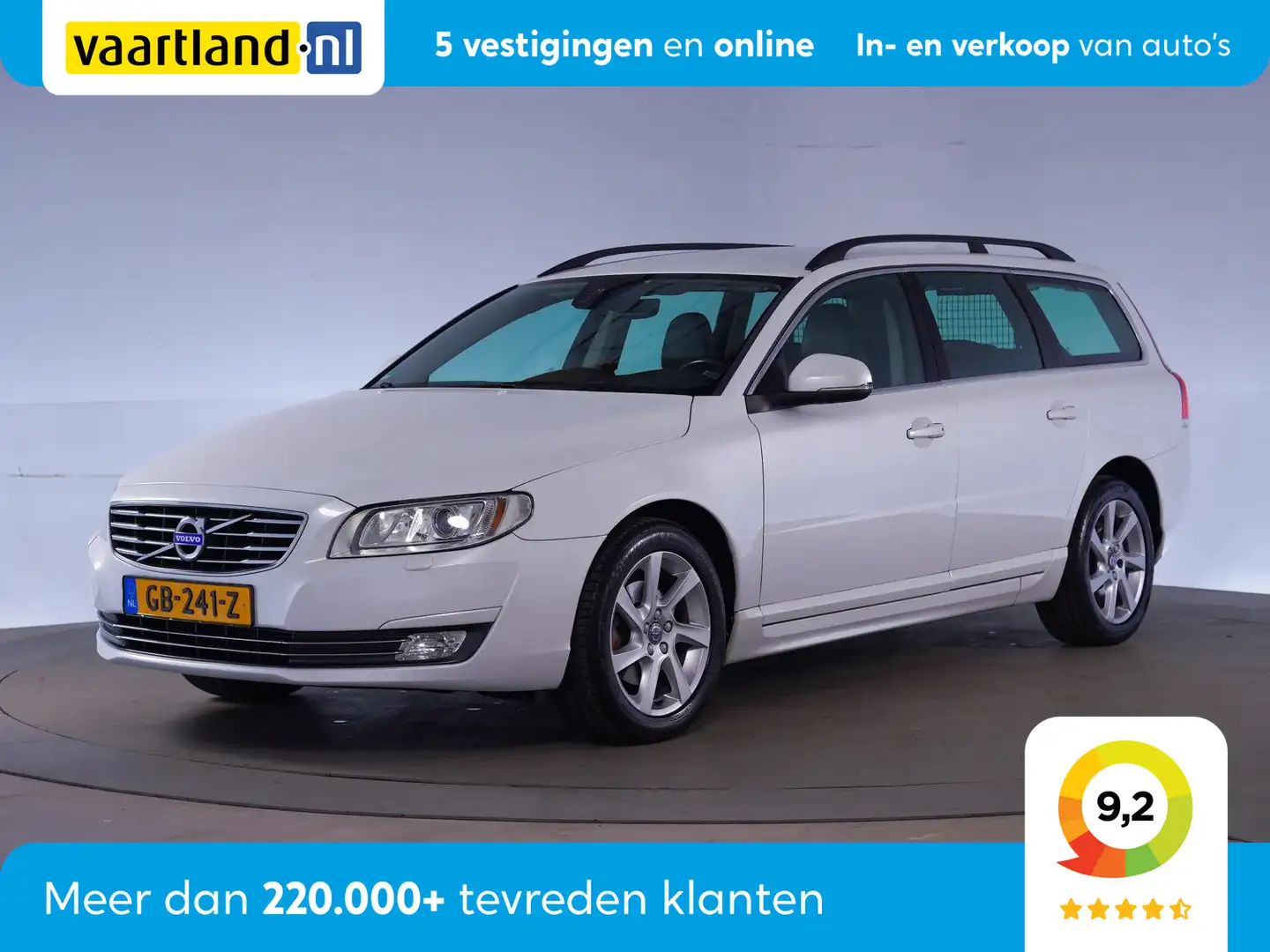 Volvo V70 T4 Nordic+ Aut. [ Xenon Leder Navi Trekhaak ] Wit - 1