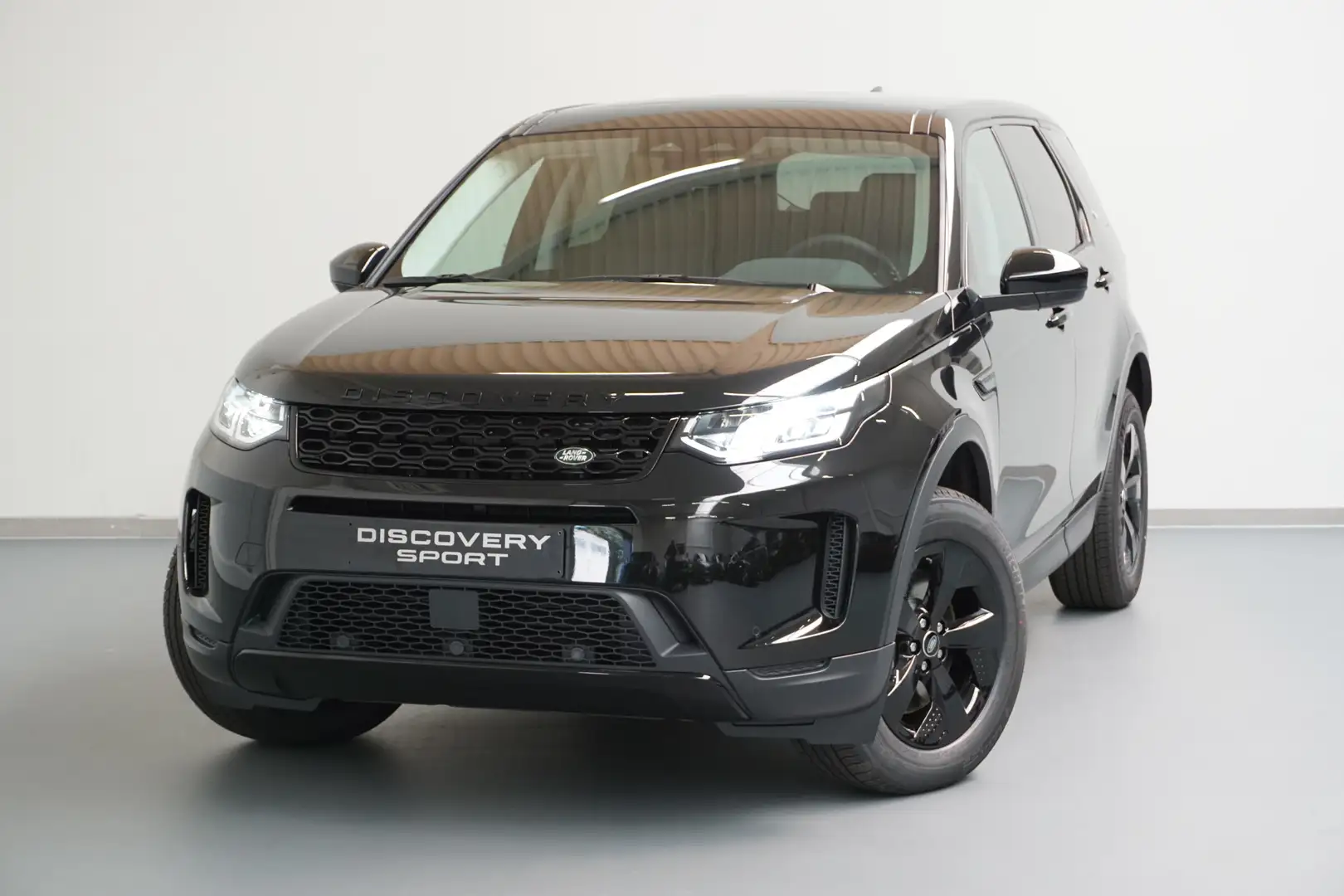 Land Rover Discovery Sport S Zwart - 1