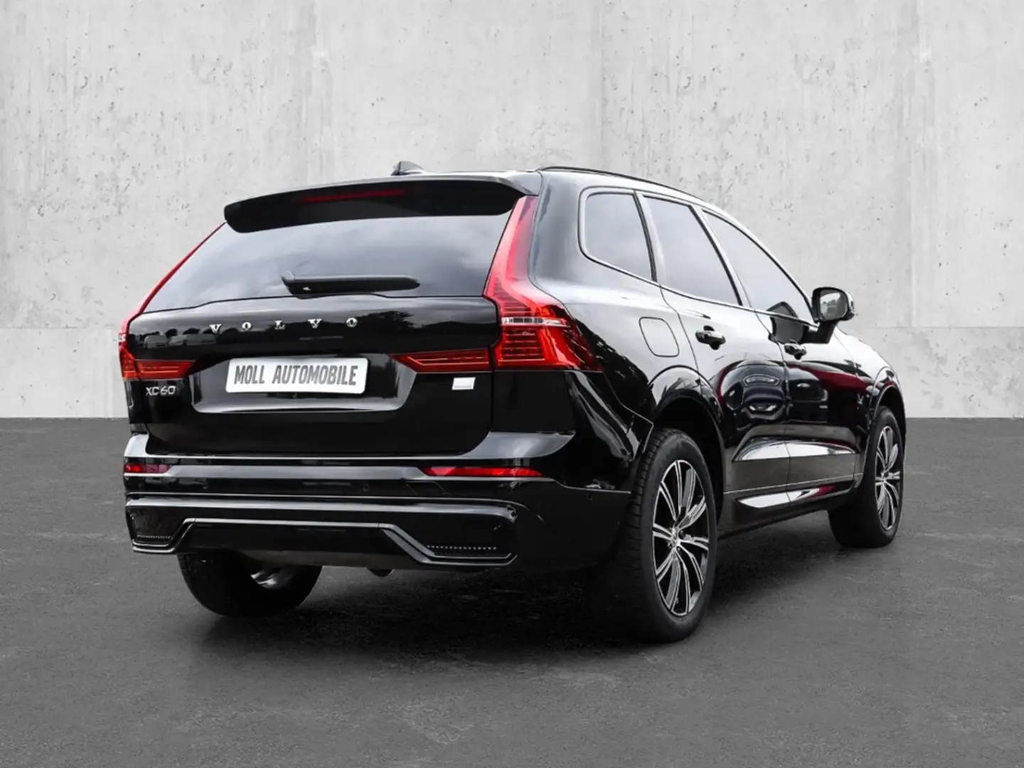 Volvo XC60 Plus Dark Recharge Plug-In Hybrid AWD T8 Twin Engi Schwarz - 2