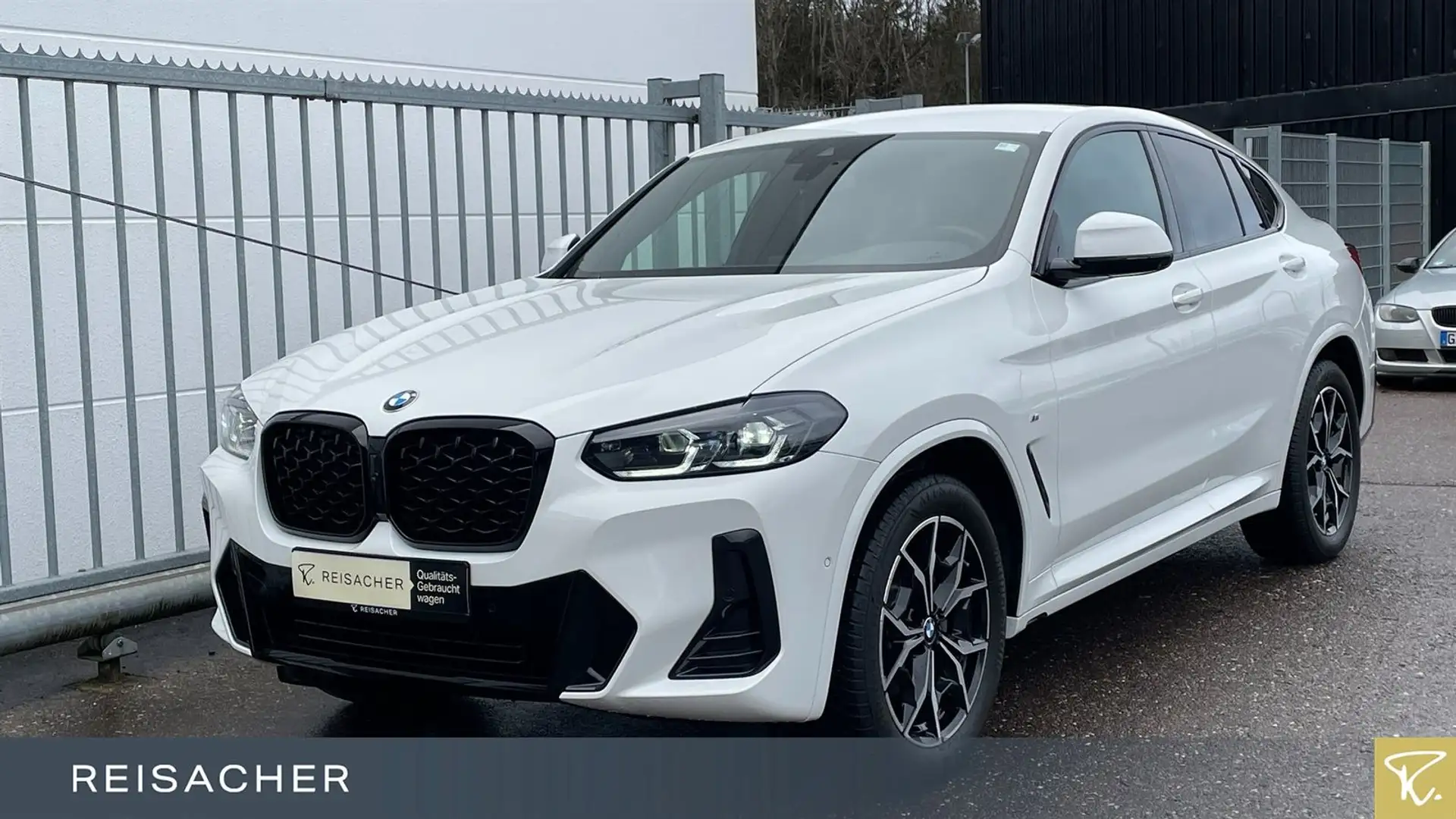 BMW X4 xDrive 20d M-Sport,adLED,ParkAss,HiFi,19"LM Weiß - 1