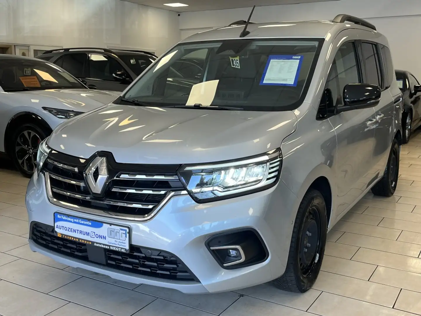 Renault Kangoo *NAVI*Cam*AHK*SHZ*PDC*BT-Audio*LED* Gris - 1