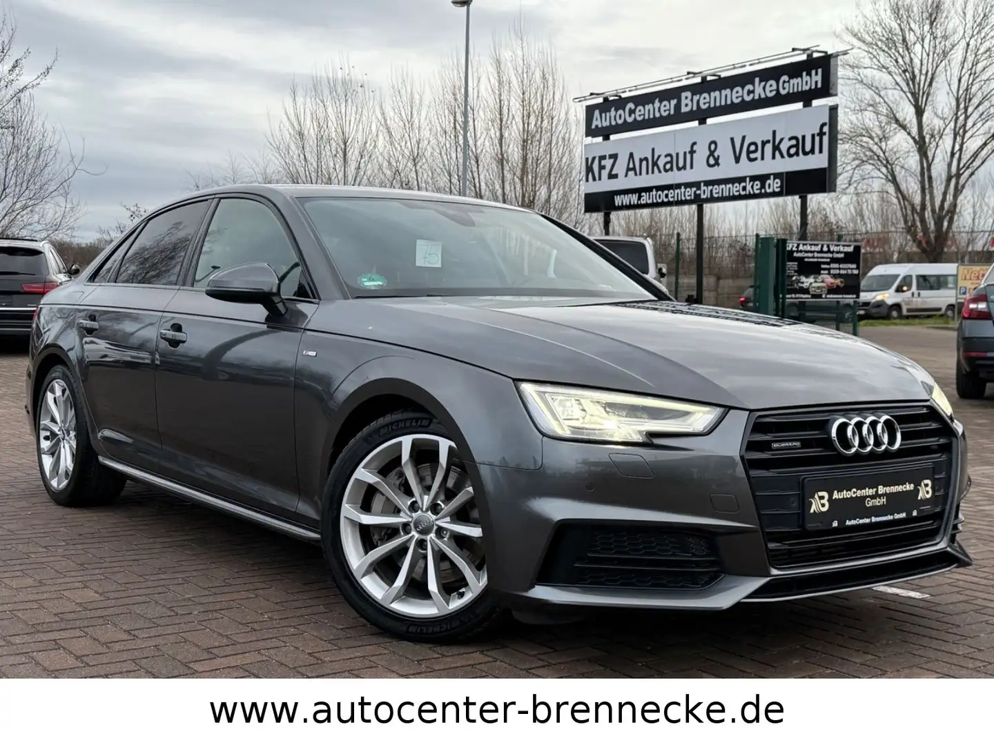 Audi A4 Lim. S-Line Quattro*Kamera*Navi*3-Z. Klima* Gris - 1