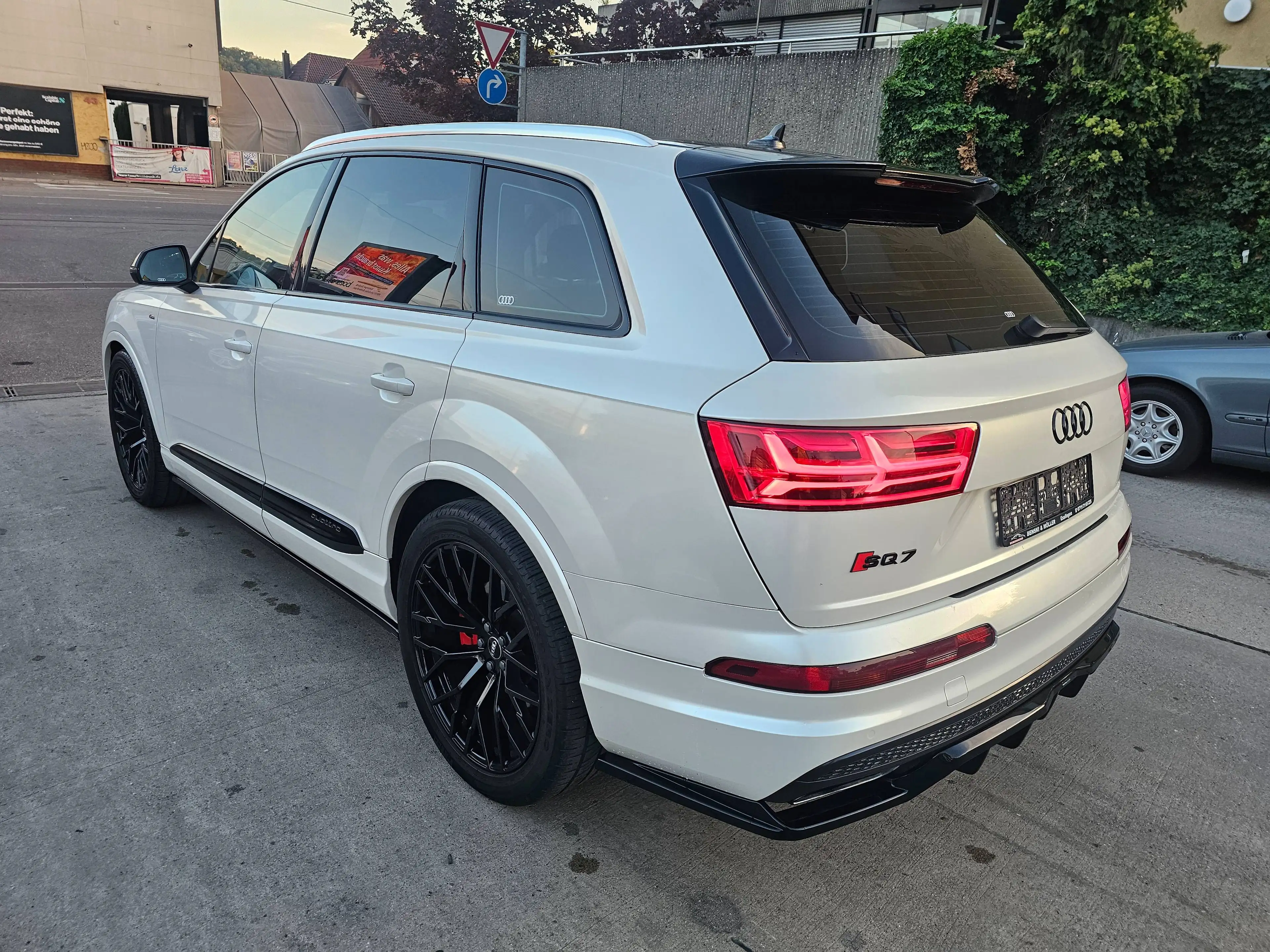 Audi Q7 e-tron 3.0 TDI quattro — photo 7