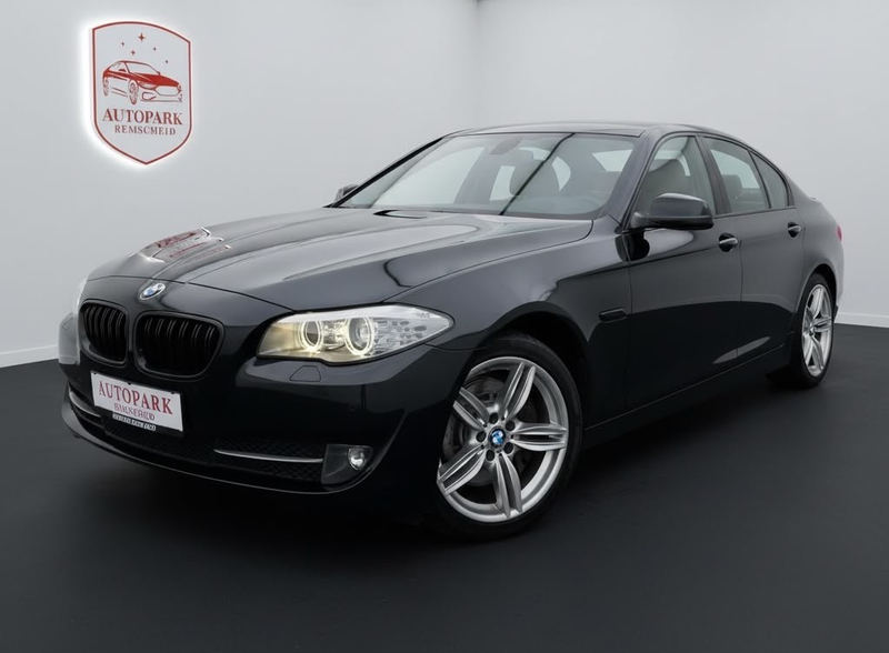 BMW 535 535 d xDrive*BI-XENON*NAVI PROF*HUD*LUXURY*19*
