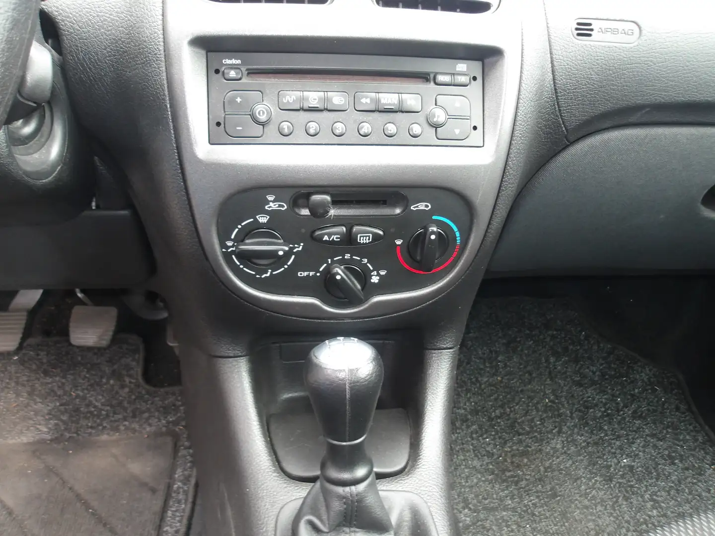 Peugeot 206 2-Hand Schwarz - 2