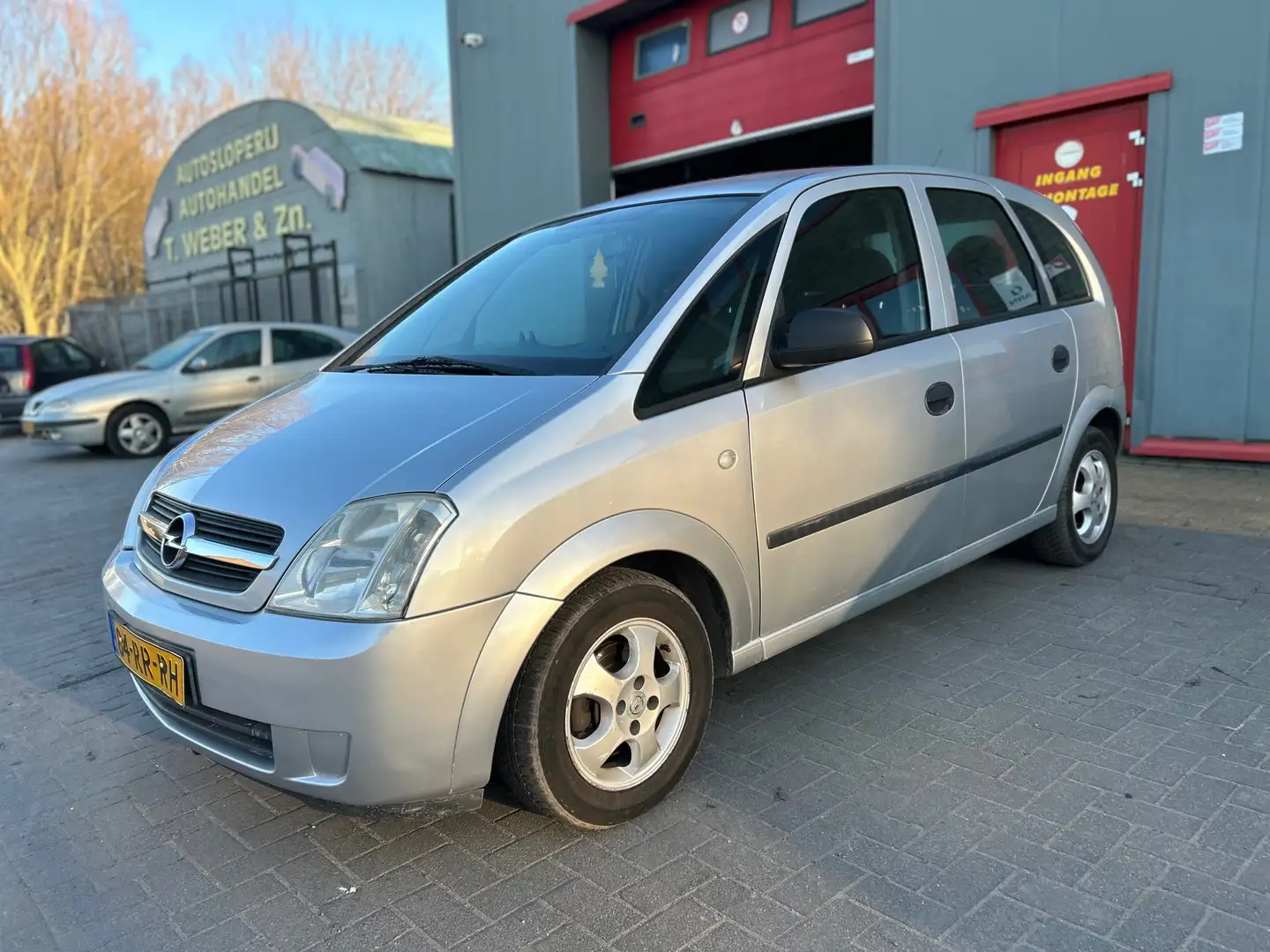 Opel Meriva 1.4-16V Essentia Grijs - 1