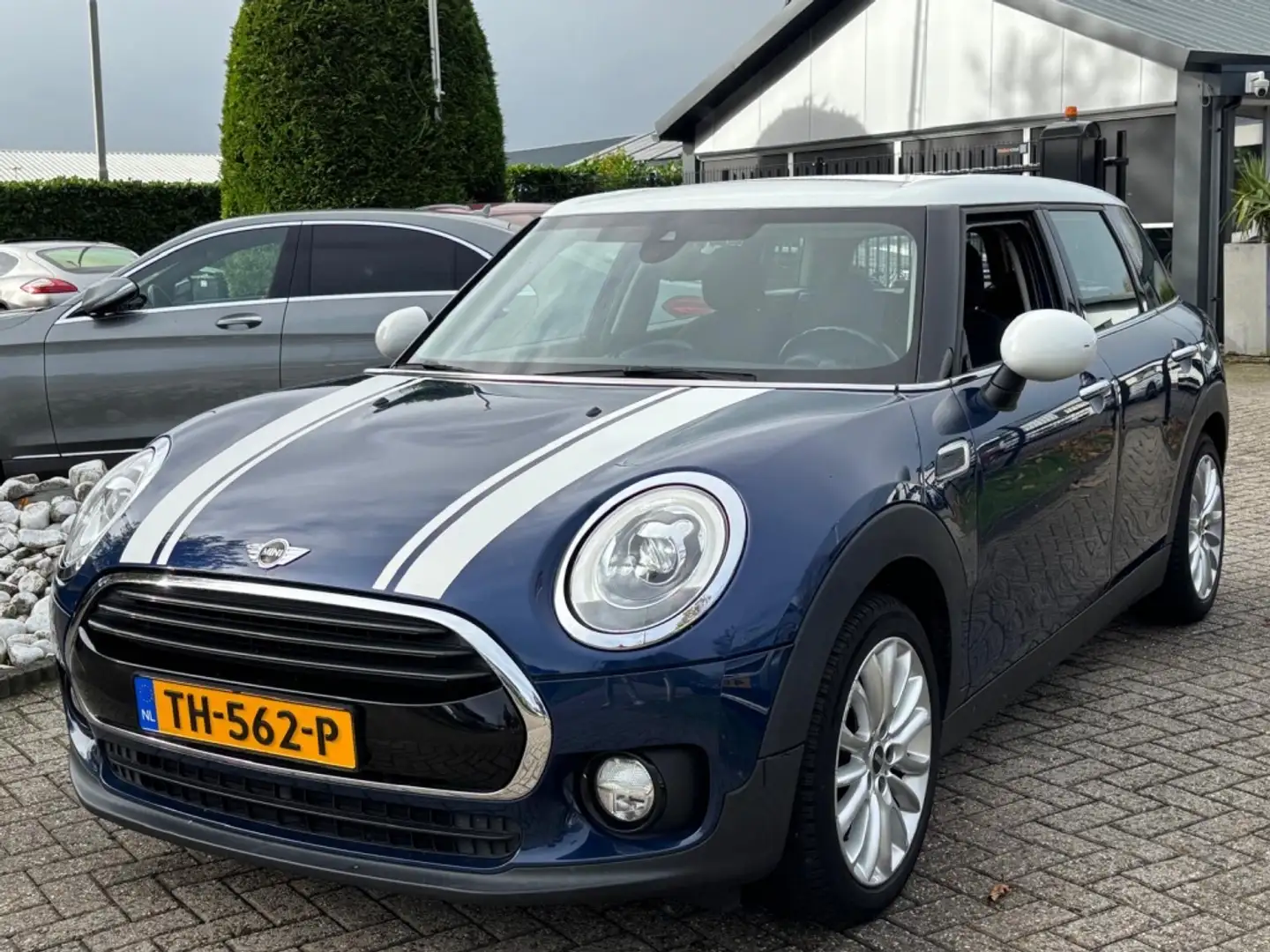 MINI Cooper Clubman Mini 1.5 Chili Clubman 2017 Blauw / WIt Albastru - 1