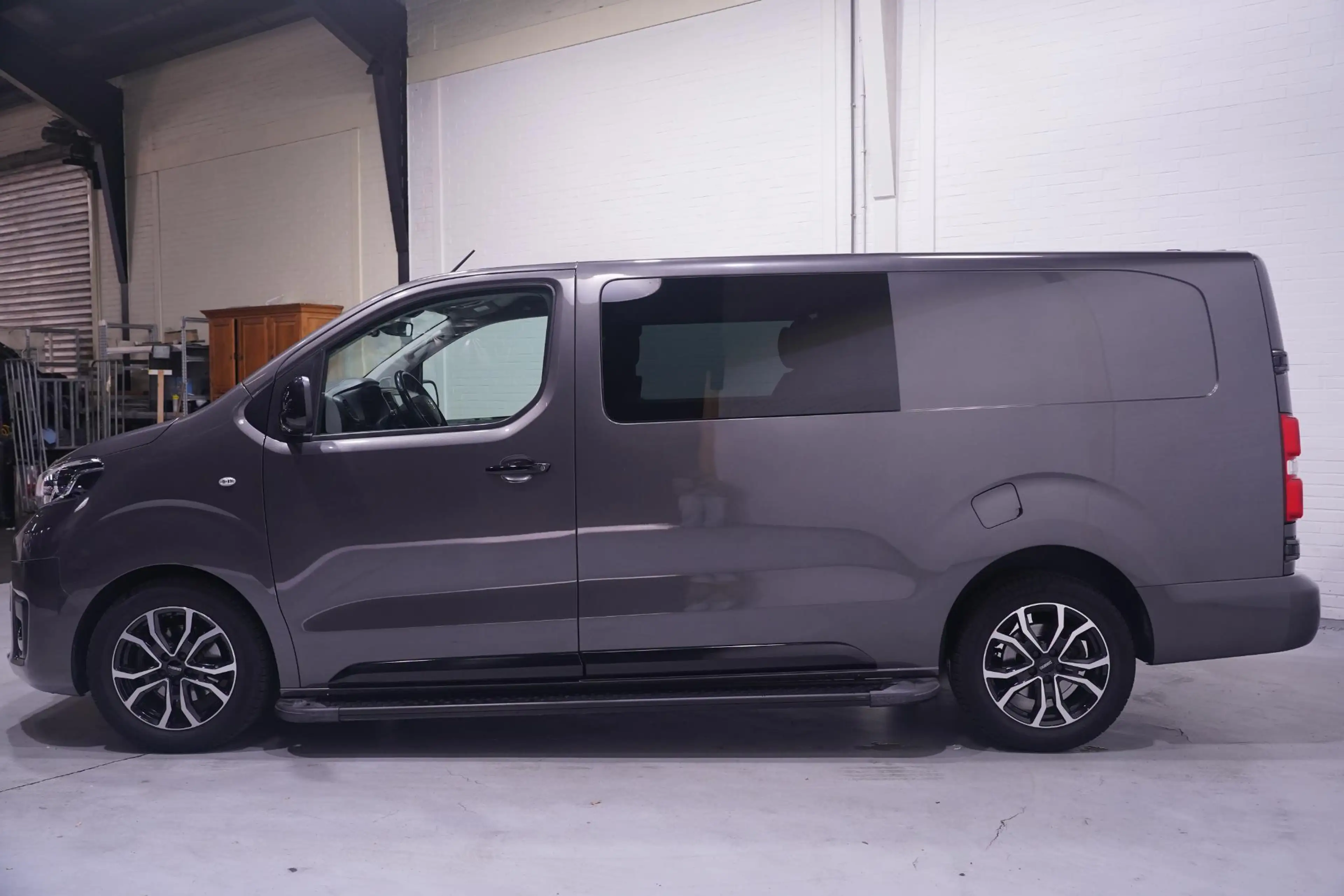 Toyota Proace Worker 2.0 D-4D 145 pk Aut. Black Line Dubbel Cabi — photo 7