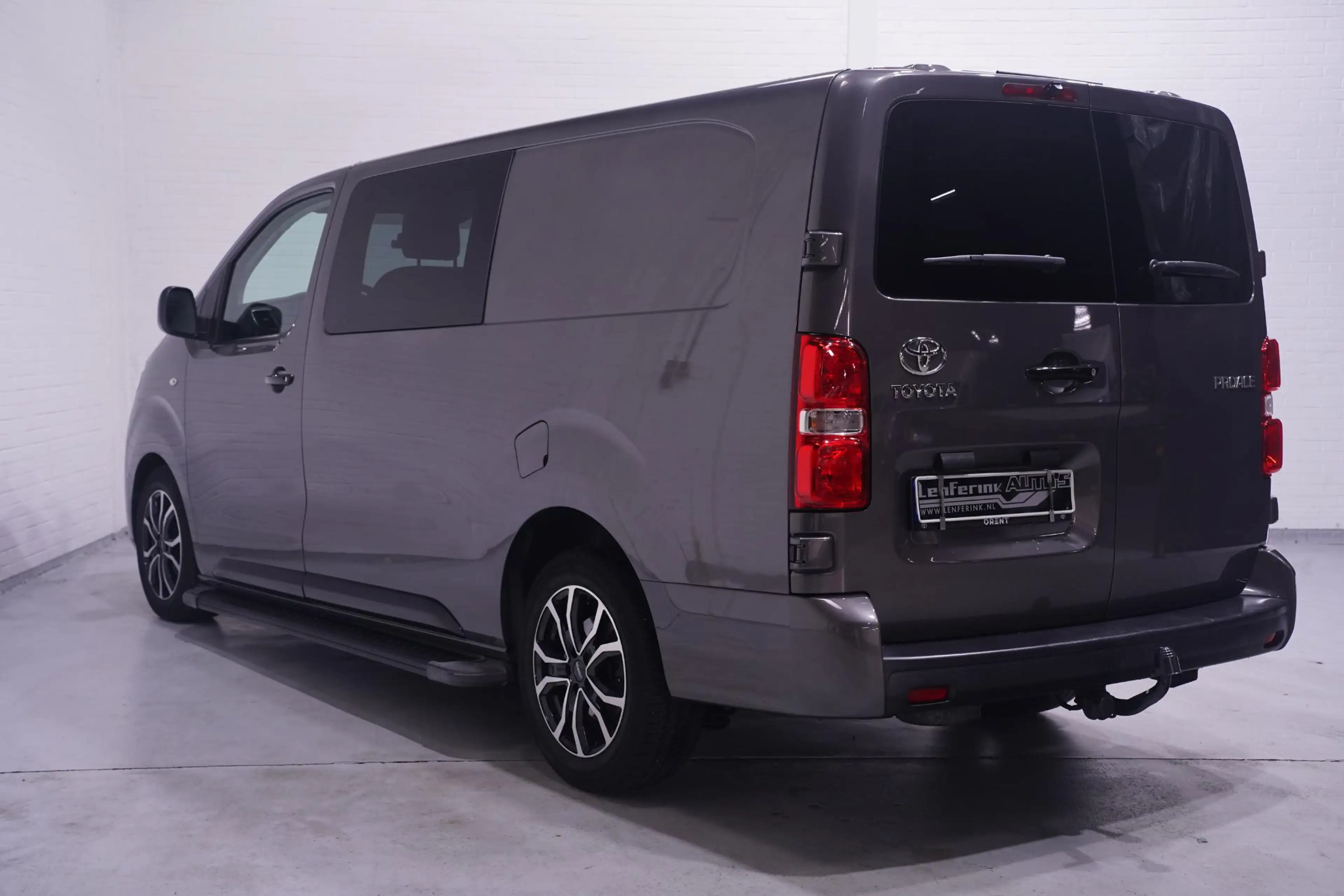 Toyota Proace Worker 2.0 D-4D 145 pk Aut. Black Line Dubbel Cabi — photo 3
