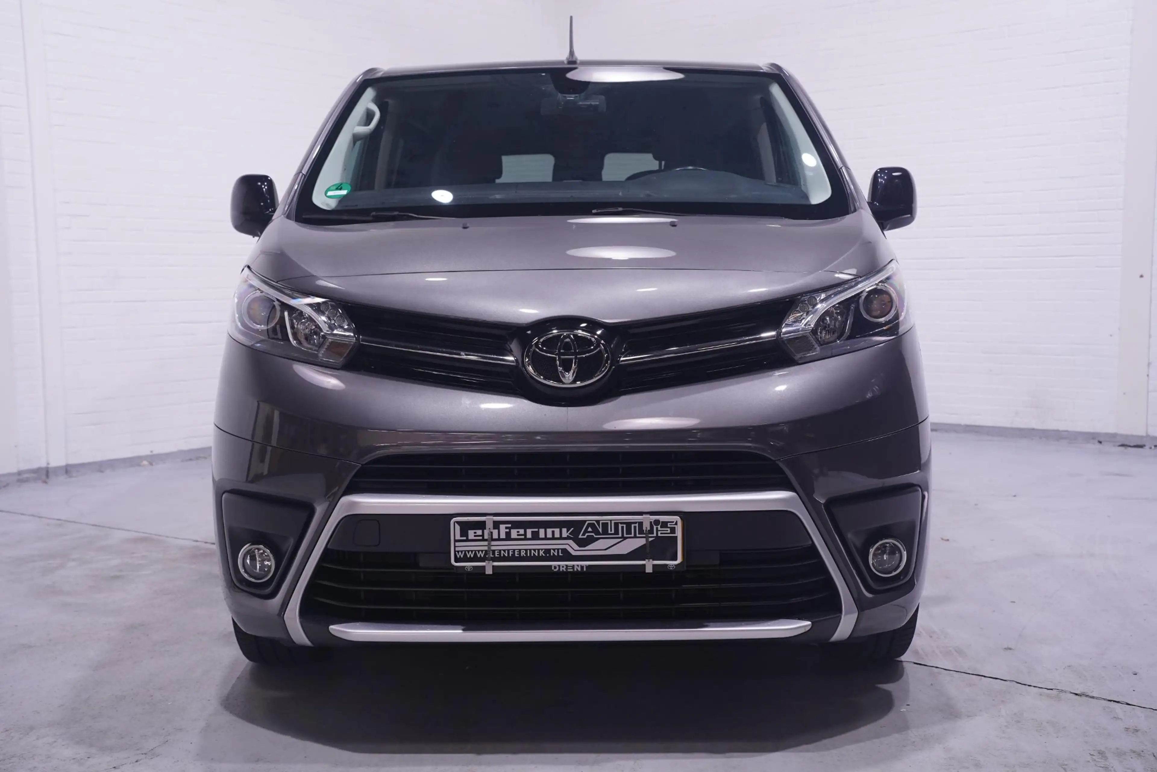 Toyota Proace Worker 2.0 D-4D 145 pk Aut. Black Line Dubbel Cabi — photo 5