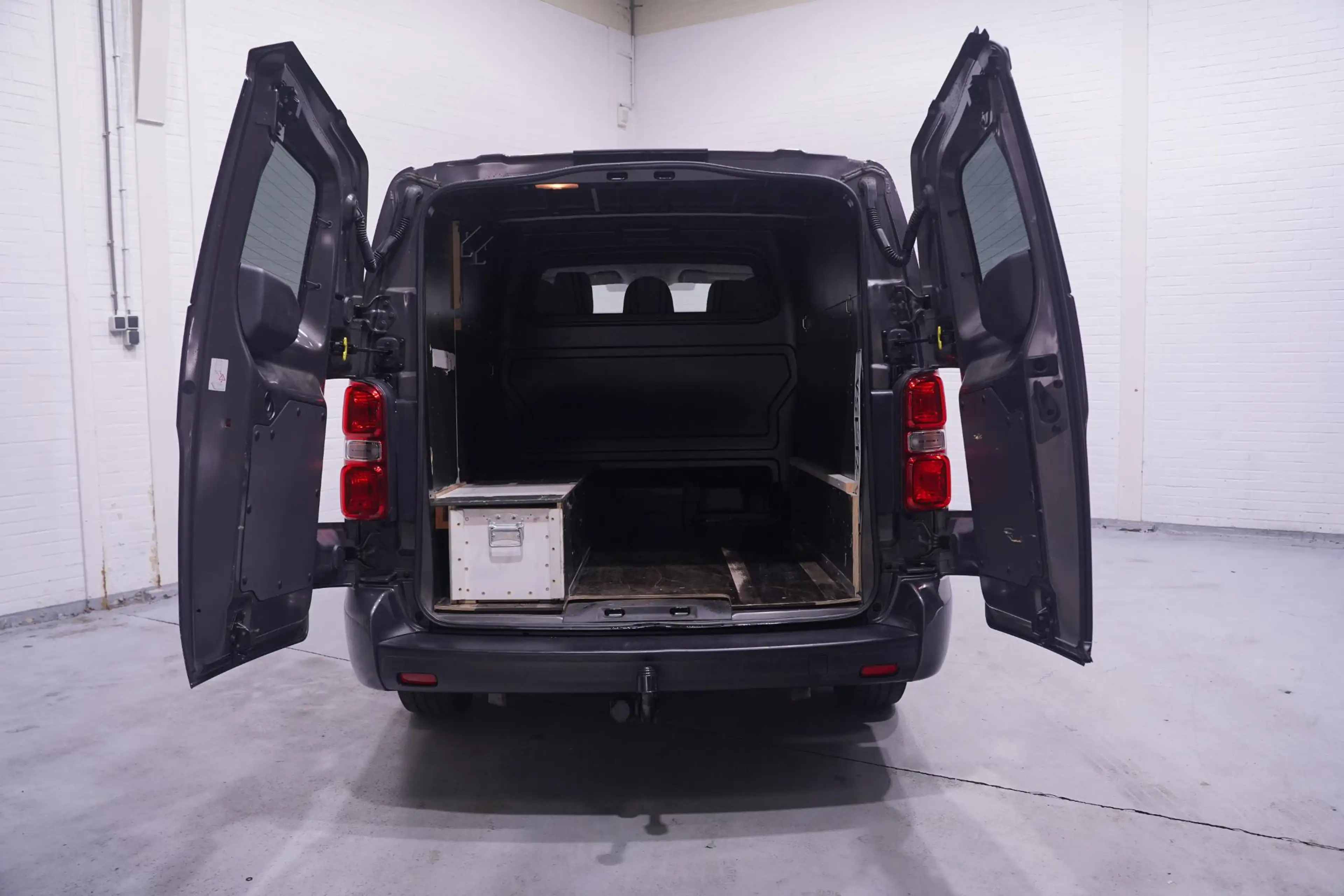Toyota Proace Worker 2.0 D-4D 145 pk Aut. Black Line Dubbel Cabi — photo 12