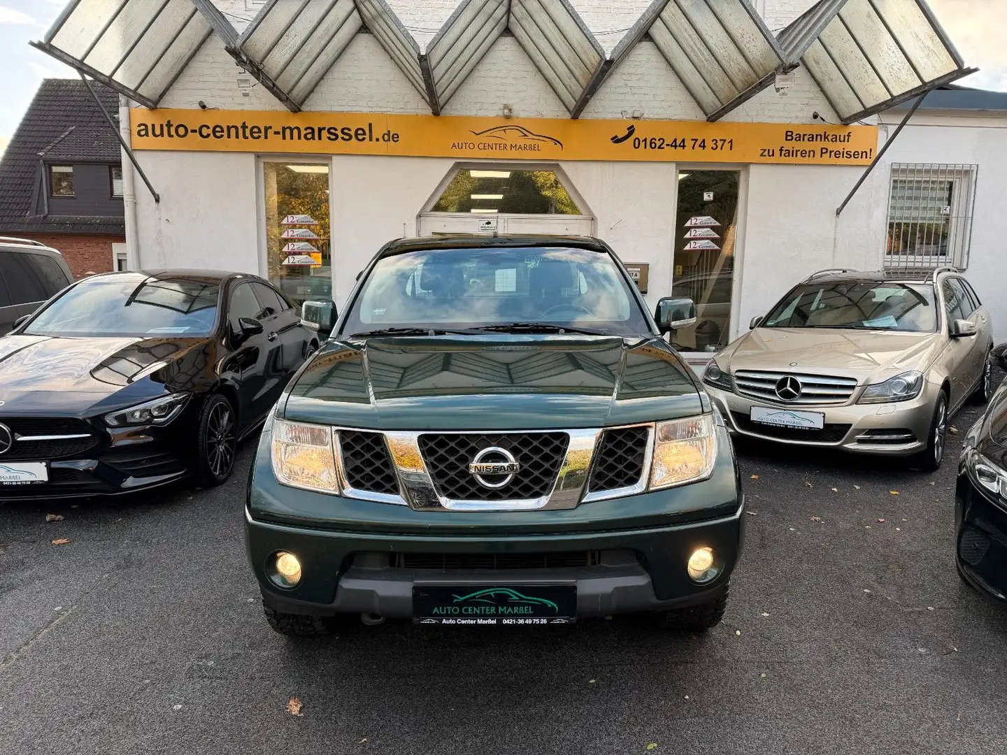 Nissan Navara Pickup 4x4 AHK/KLIMAAUTOMATIK/BLUETOOTH Grün - 2