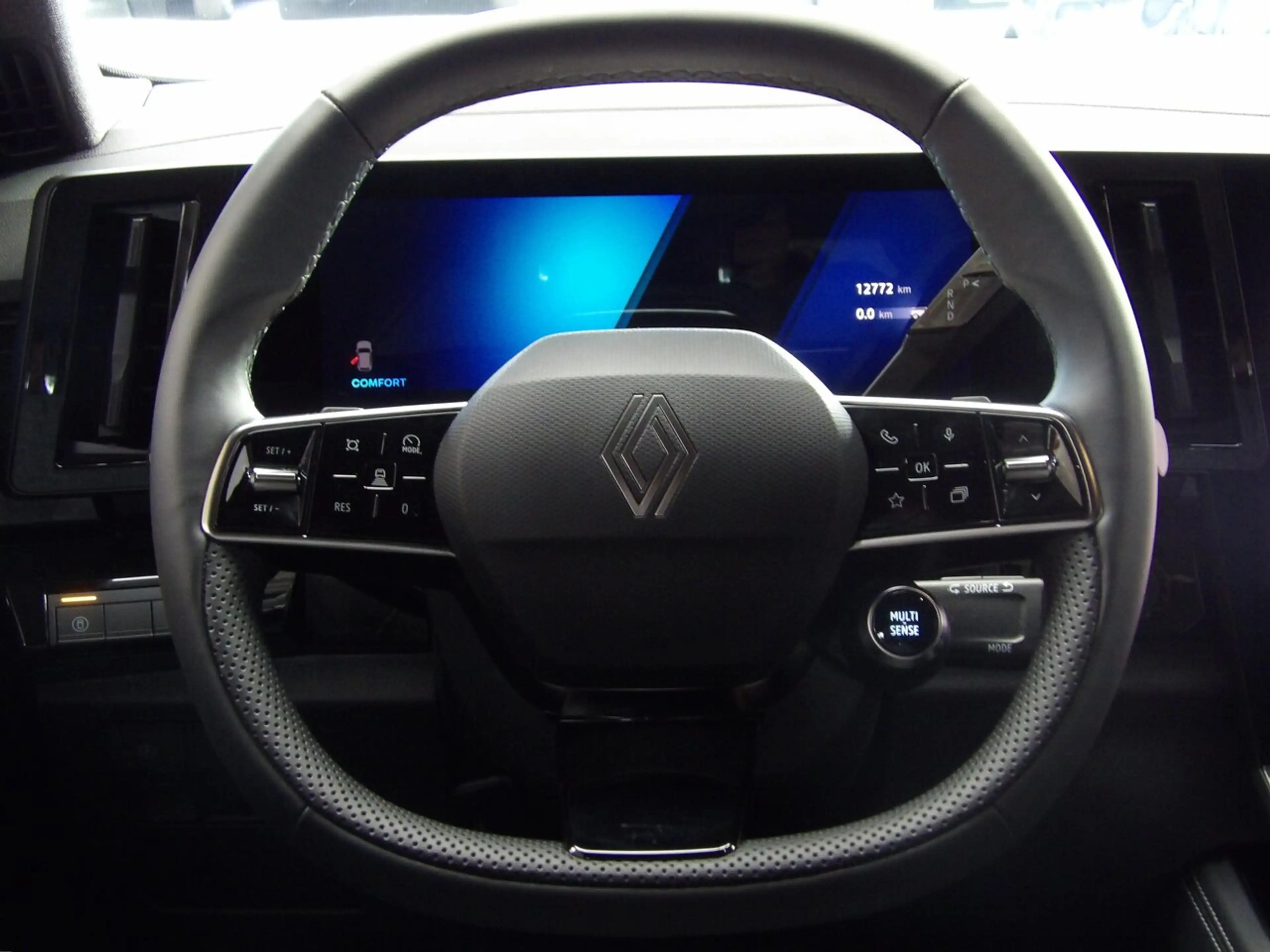 Renault Austral Techno TCe 150 EDC — photo 8