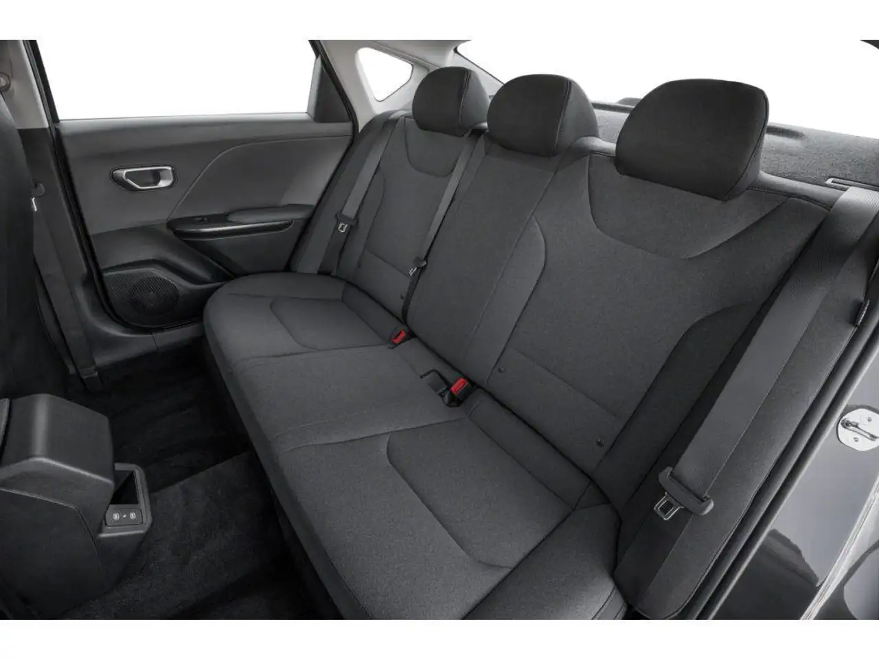 Kia K4 снимка Kia K4