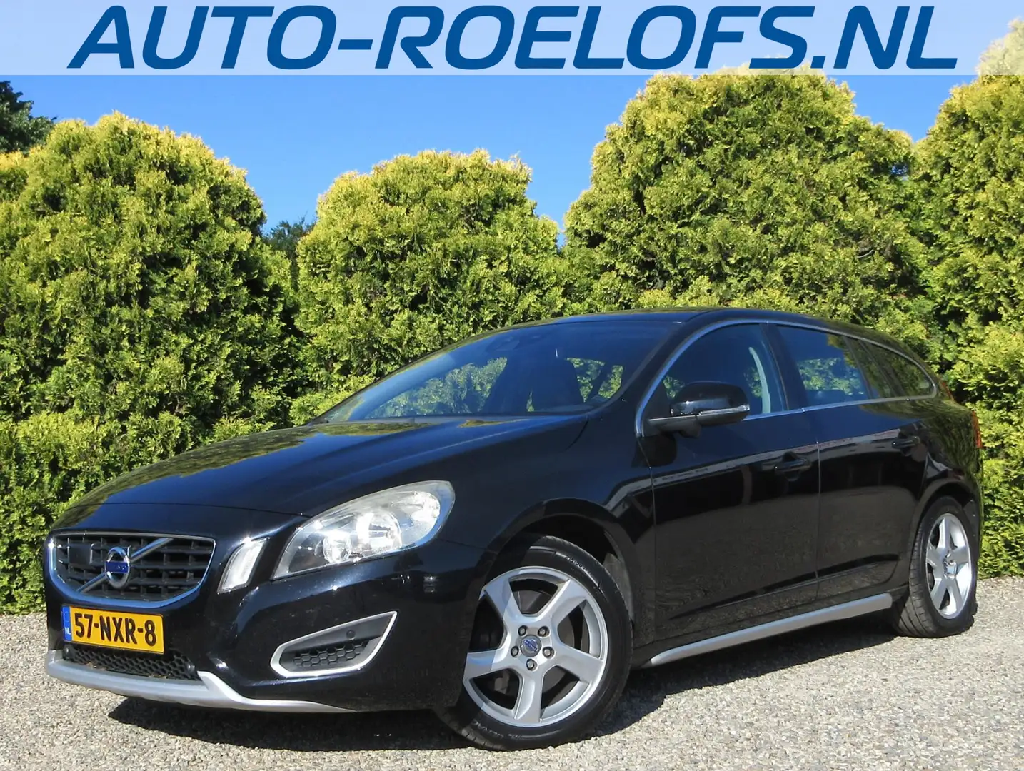 Volvo V60 2.0T Automaat *Leder*Navi* Zwart - 1