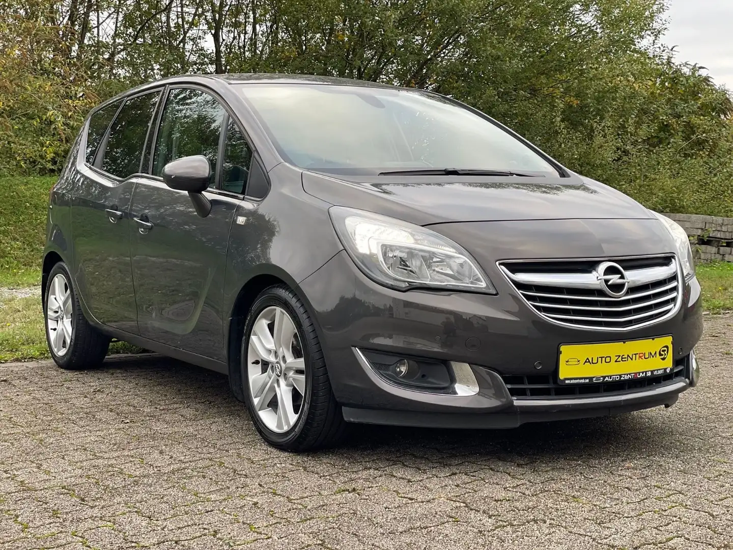 Opel Meriva B Innovation*AUTOMATIK*NAVI*KAMERA*NEUTÜV Gris - 2