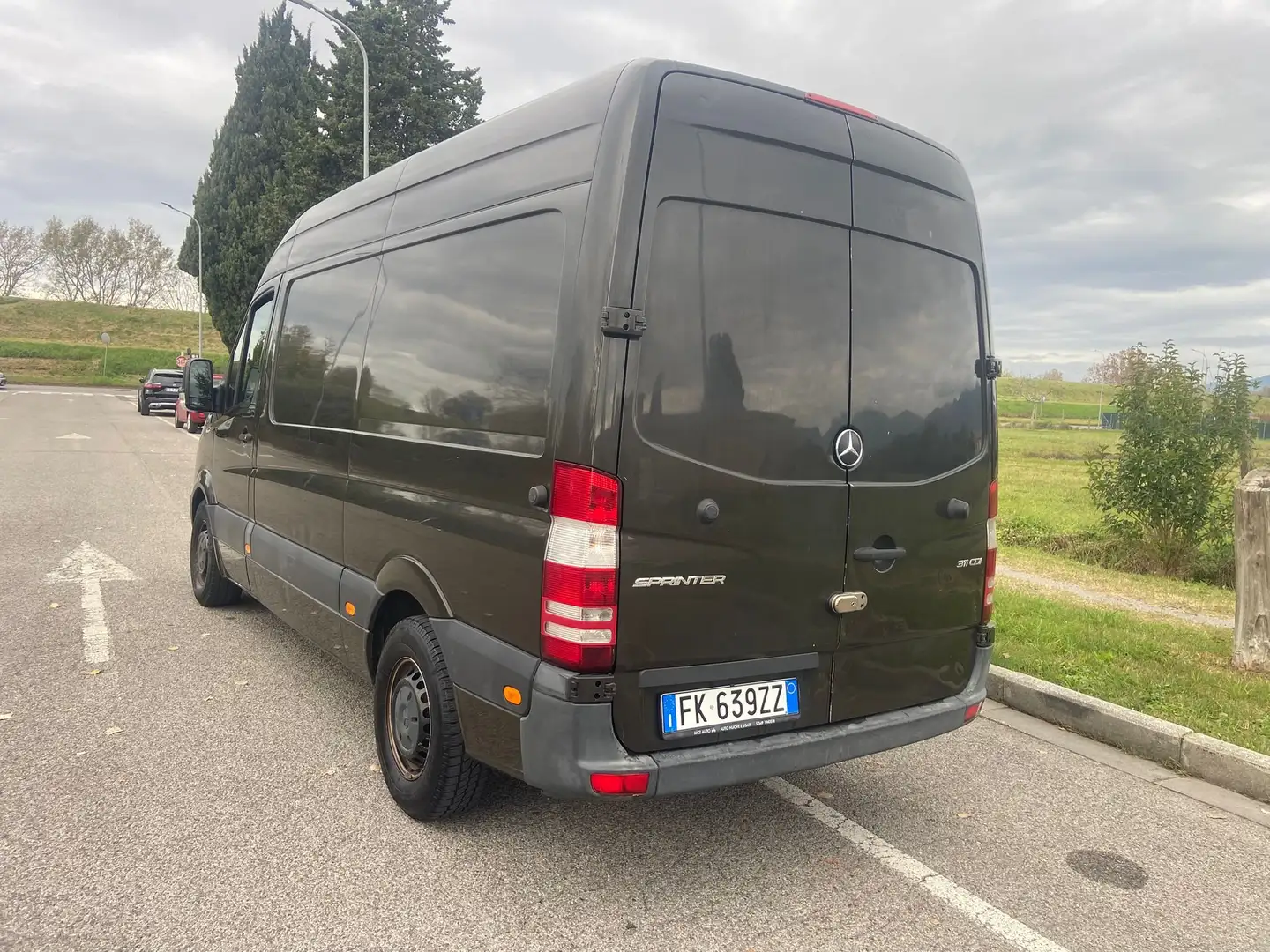 Mercedes-Benz Sprinter Nero - 2