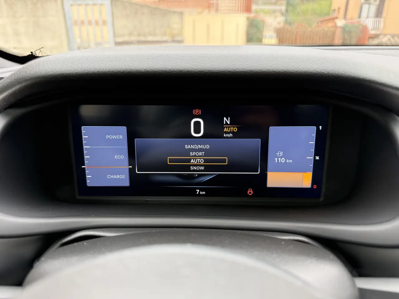 Jeep Avenger 1.2 turbo e-hybrid mhev Upland 4xe 145cv edct6 21