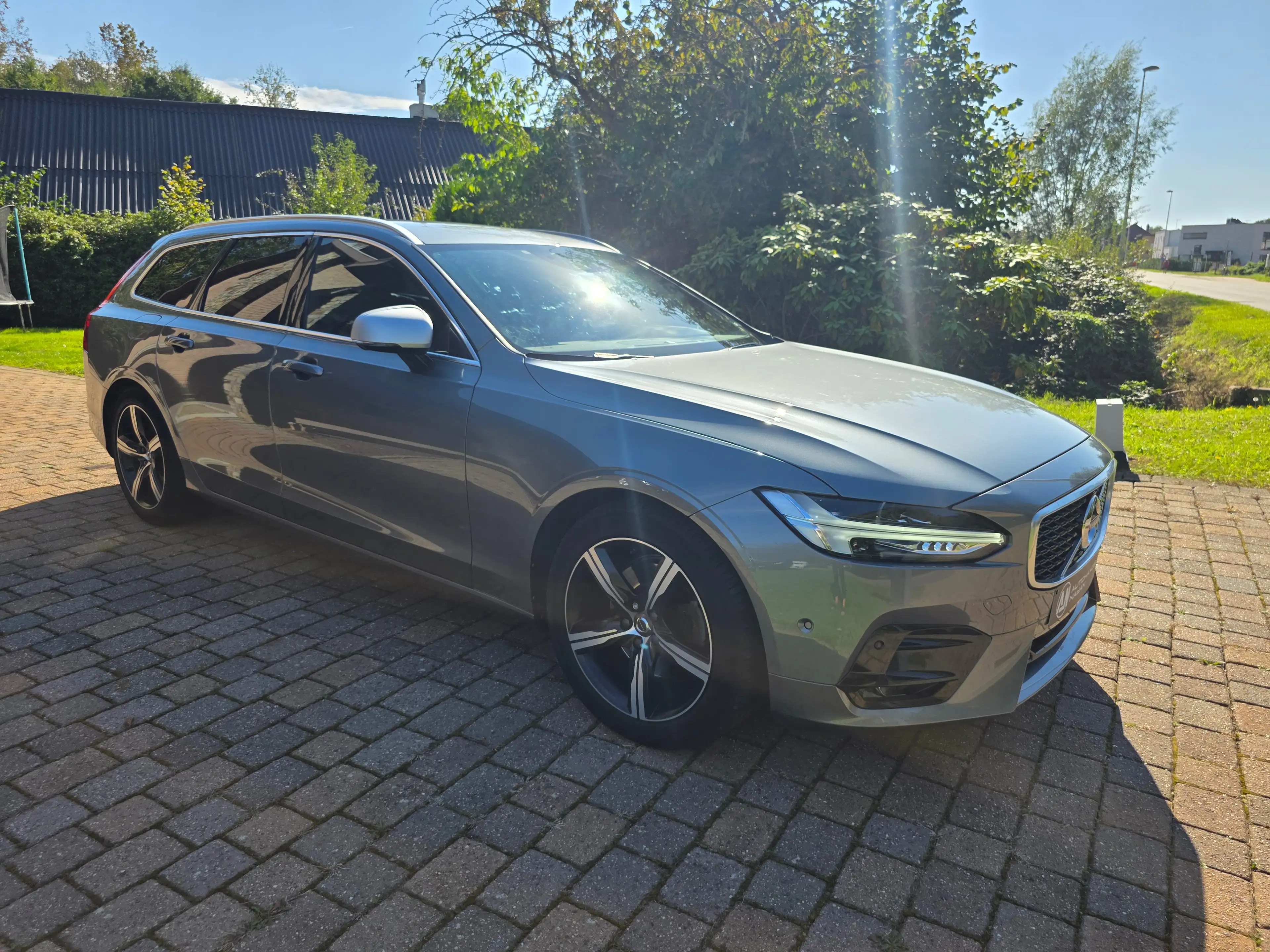 Volvo V90 V90 2.0 D4 AWD R-Design Geartronic — photo 7
