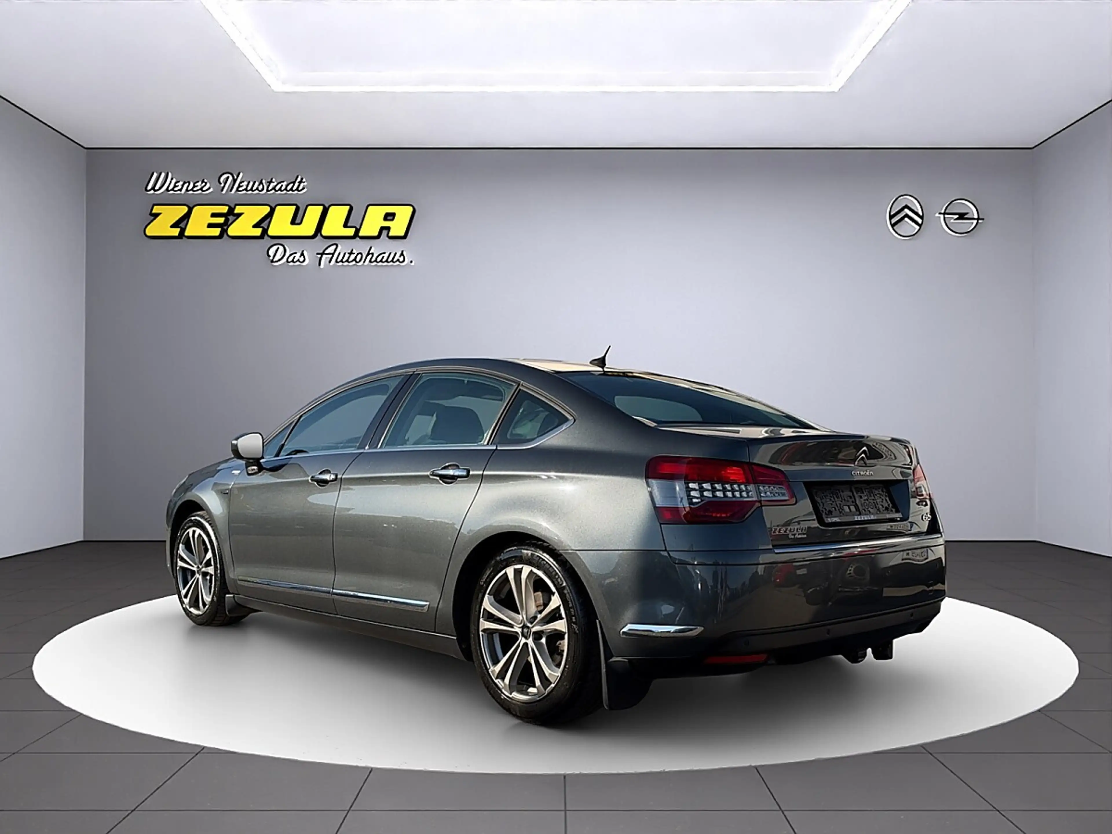 Citroen C5 HDi 160 Exclusive Aut. — photo 3