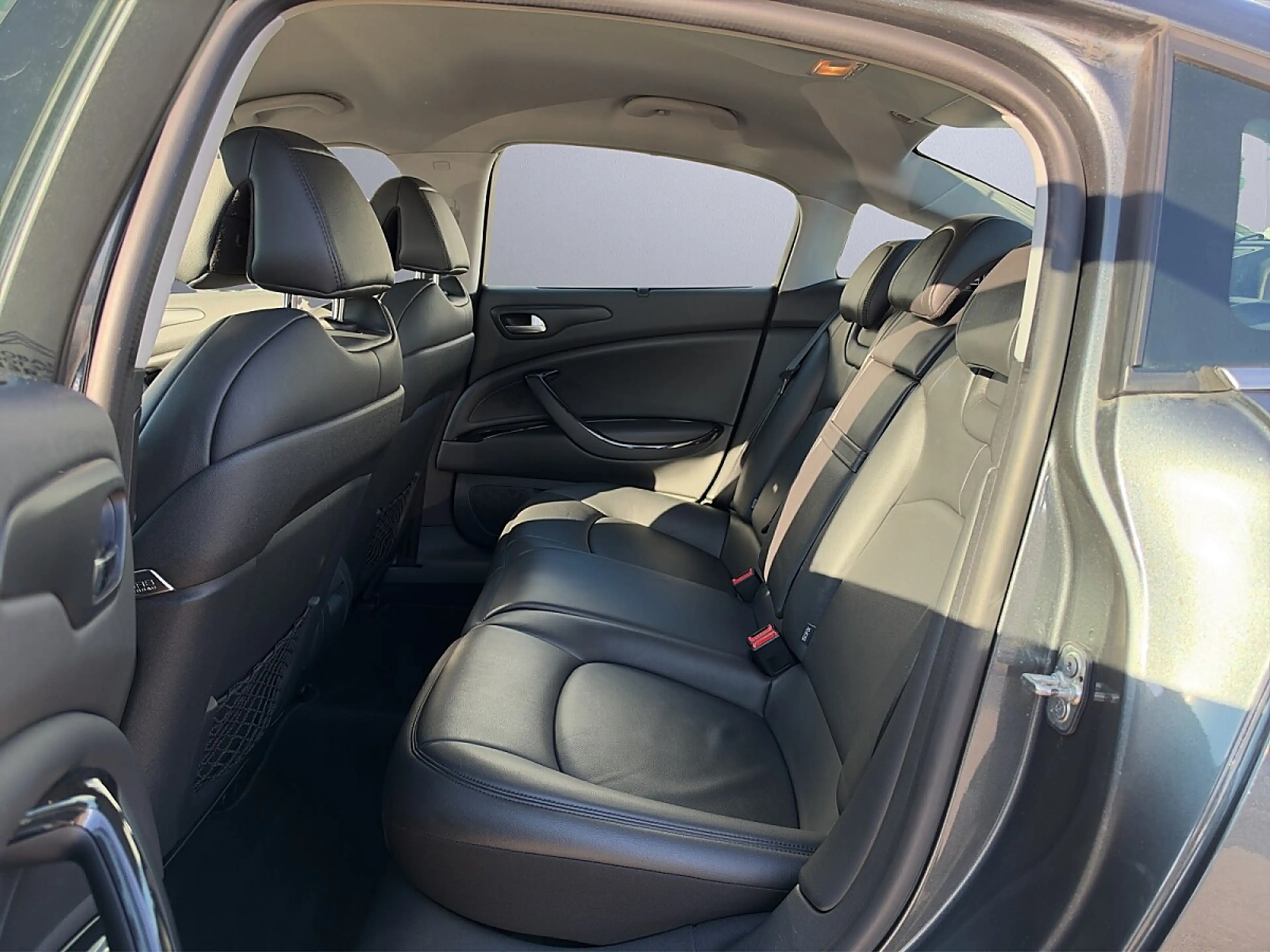 Citroen C5 HDi 160 Exclusive Aut. — photo 15