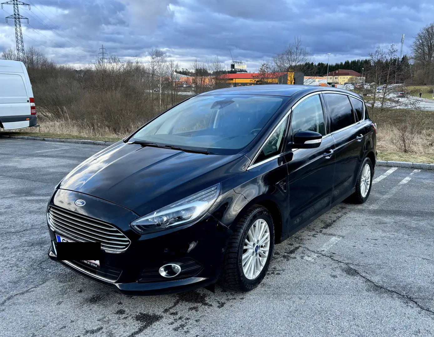 Ford S-Max S-MAX Titanium 2.0 TDCi Auto-Start/Stop Aut. Titanium Schwarz - 2
