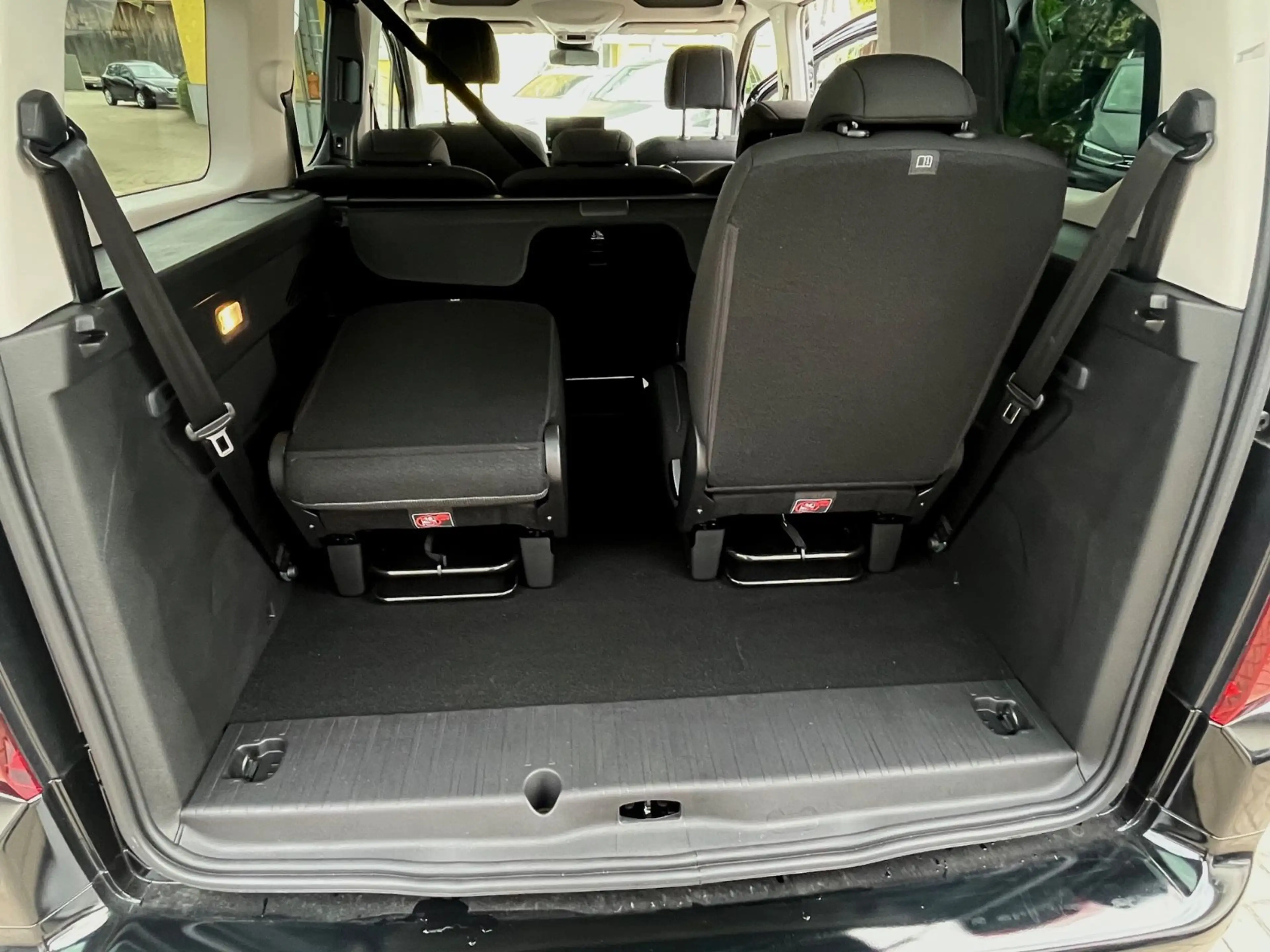 Toyota Proace Verso L2 Teamplayer,7Sitze,ACC,SHZ — photo 15