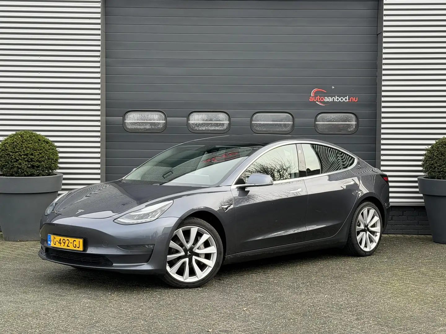 Tesla Model 3 Long Range AWD 75 kWh | Autopilot | Panoramadak | Grijs - 1