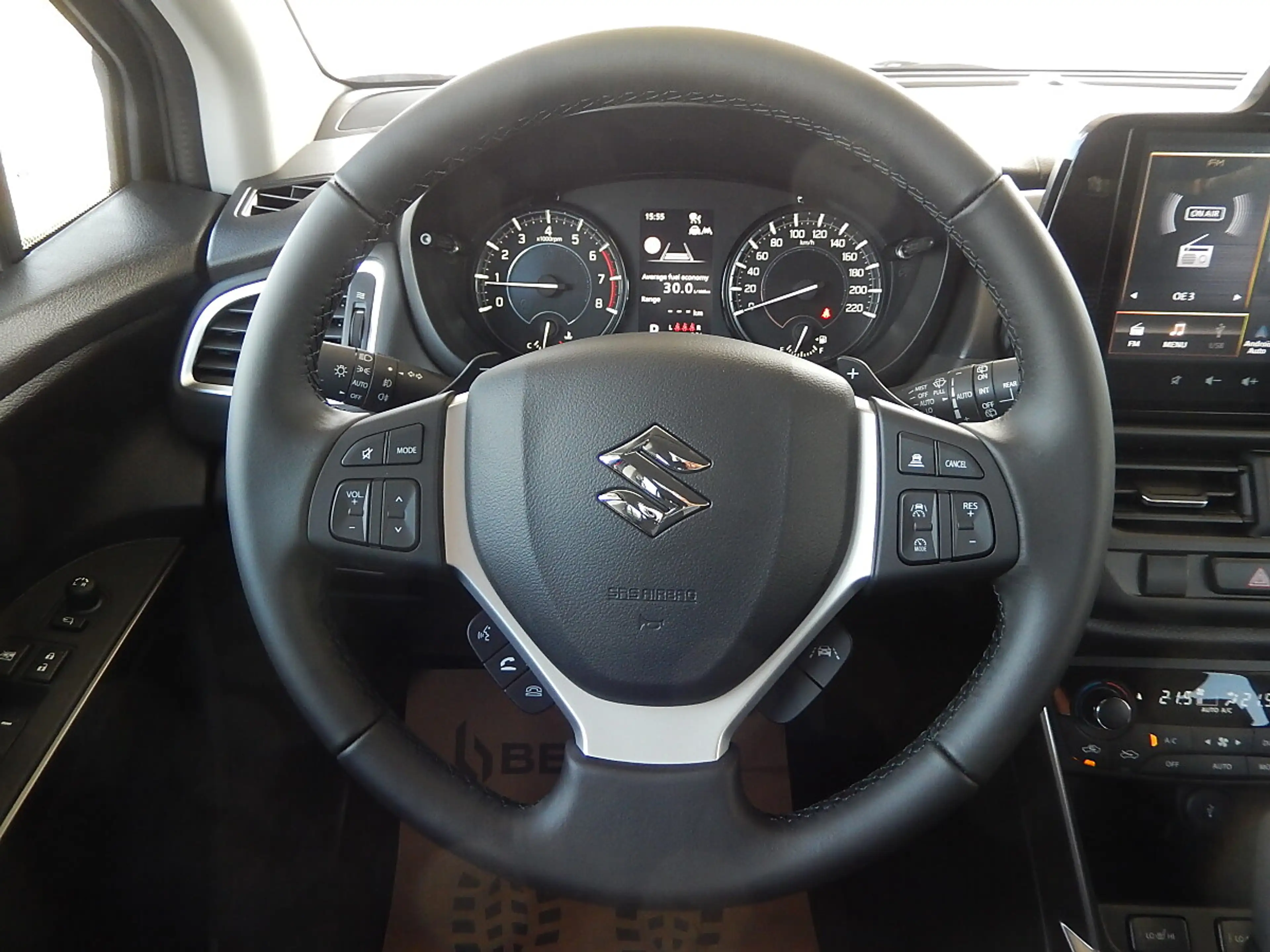 Suzuki S-Cross 1,4 Hybrid shine Aut. — photo 13
