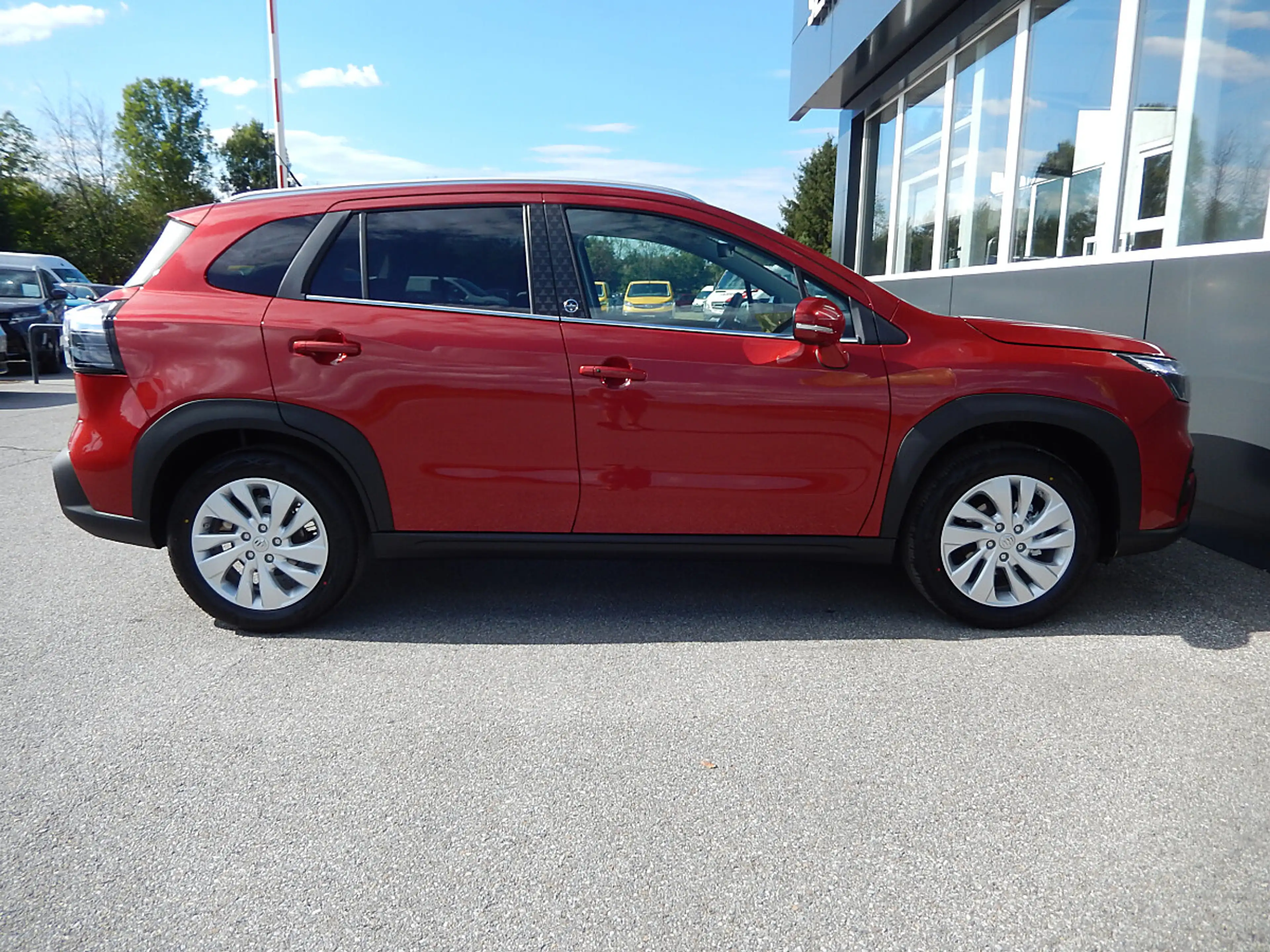 Suzuki S-Cross 1,4 Hybrid shine Aut. — photo 5